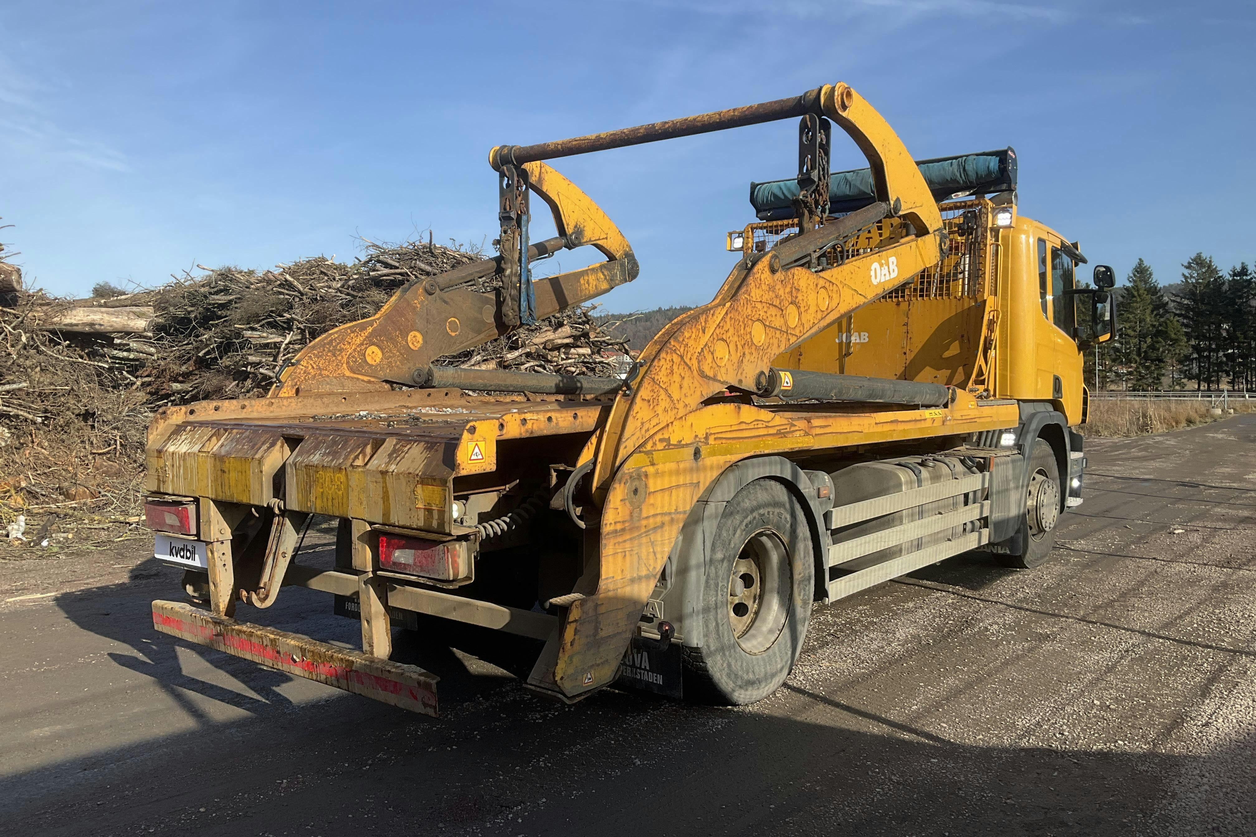 Presentation photo 2 of 31: SCANIA P280LB HNB - 395 915 km - Automatic - orange - 2017