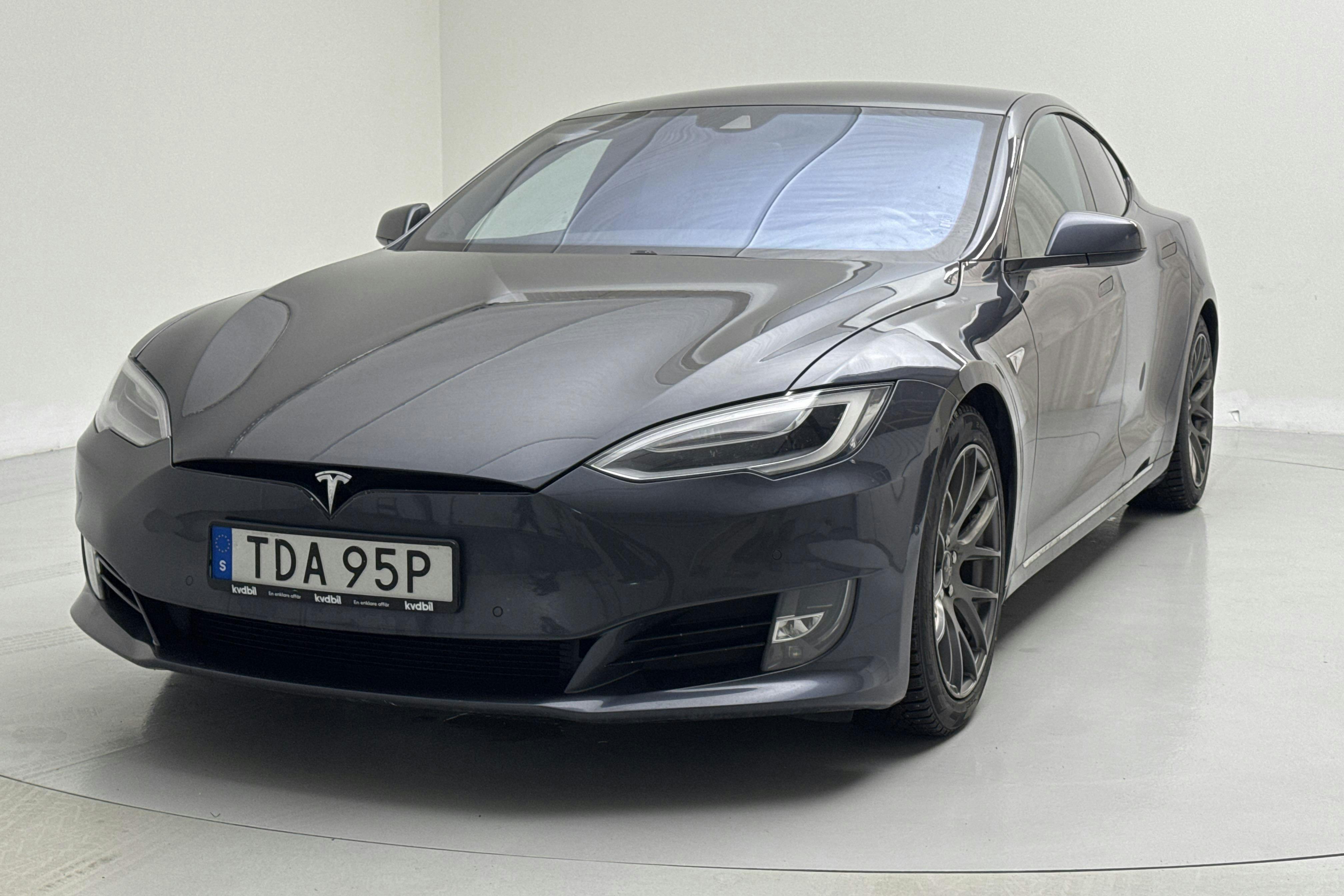 Presentation photo 1 of 17: Tesla Model S 75 - 175 600 km - Automatic - Dark Grey - 2016