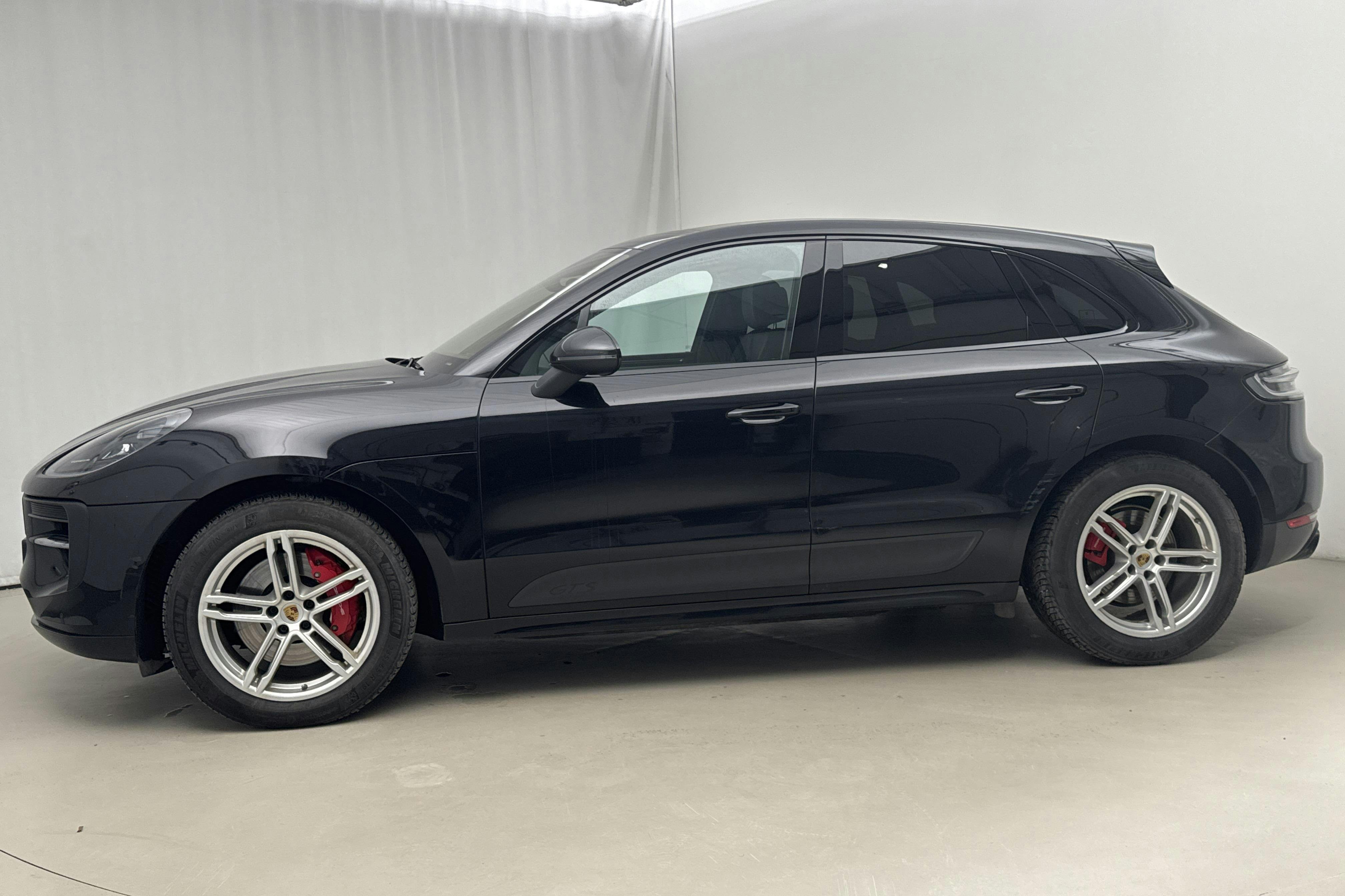 Zdjęcie prezentacyjne 2 z 31: Porsche Macan GTS (380hk) - 105 200 km - Automatyczna - czarny - 2020