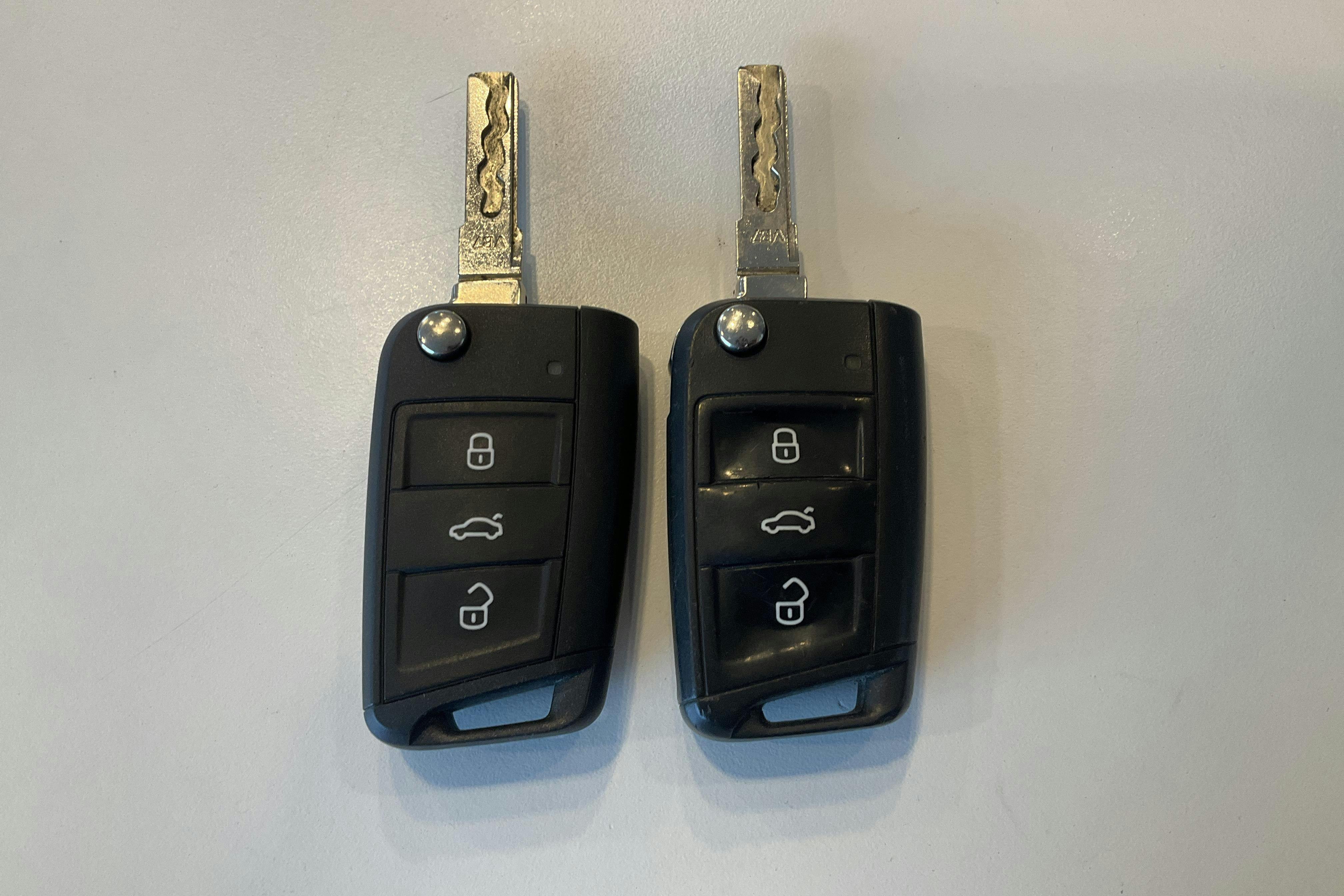 Presentationsfoto 14 av 14: VW Golf VII 1.6 TDI BlueMotion Technology Sportscombi (105hk) - 12 079 mil - Manuell - silver - 2015