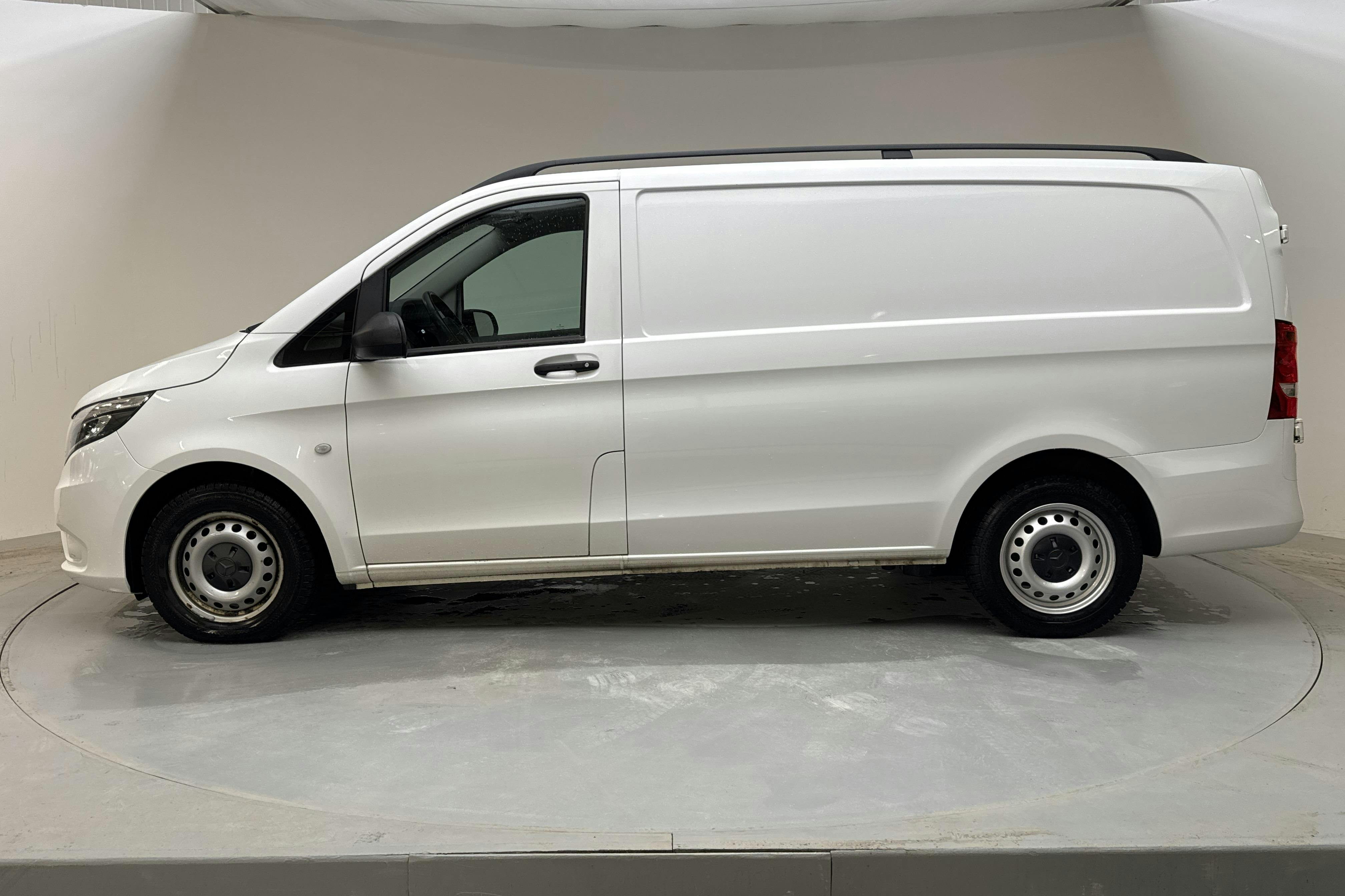 Presentationsfoto 2 av 14: Mercedes Vito 116 CDI W640 (163hk) - 11 574 mil - Automat - vit - 2021