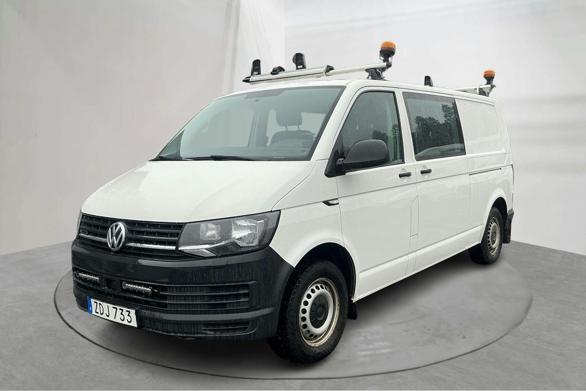 Presentation photo 1 of 14: VW Transporter T6 2.0 TDI BMT Skåp 4MOTION (150hk) - 156 150 km - Manual - white - 2018