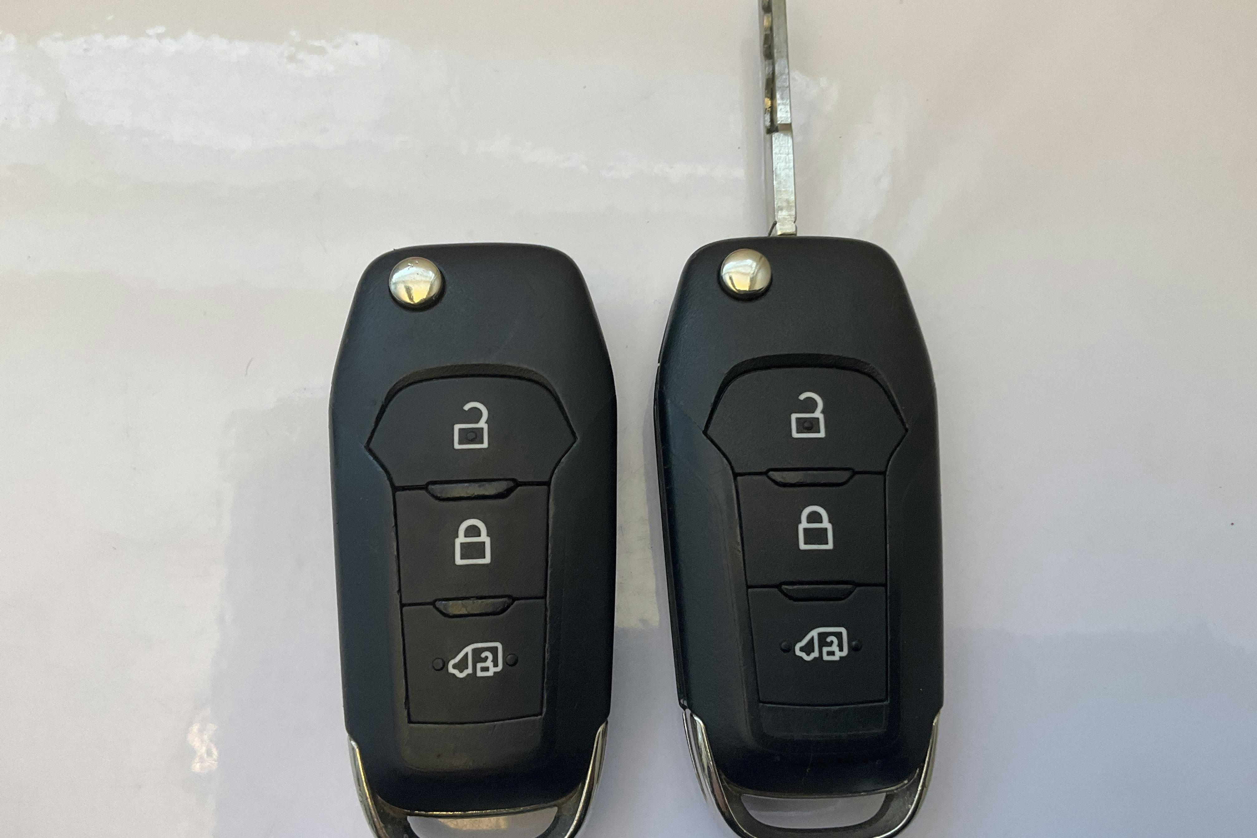 Presentation photo 13 of 13: Ford Transit Connect 1.5 EcoBlue (100hk) - 89 650 km - Automatic - white - 2022