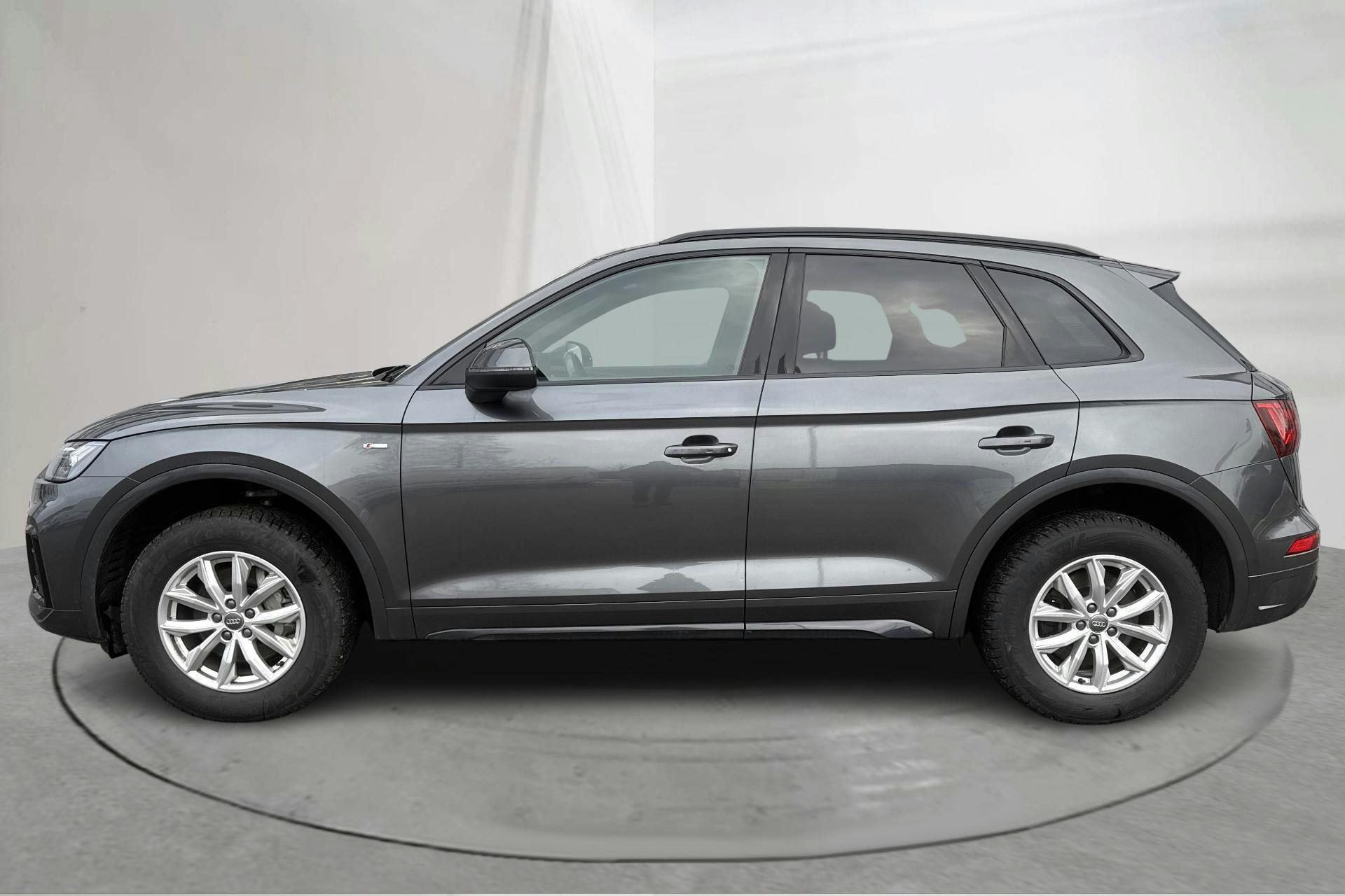 Presentation photo 2 of 17: Audi Q5 40 TDI quattro (204hk) - 111 040 km - Automatic - gray - 2021