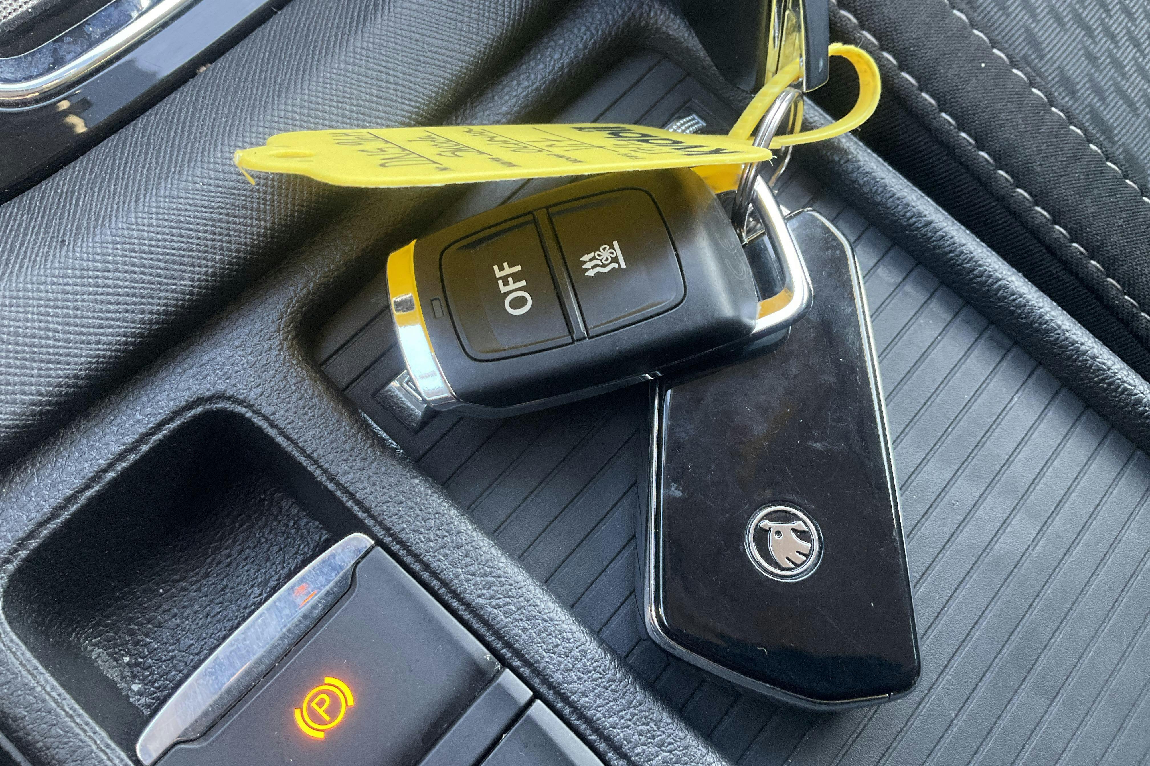 Presentationsfoto 15 av 15: Skoda Octavia 1.4 iV PHEV Combi (204hk) - 7 894 mil - Automat - vit - 2022