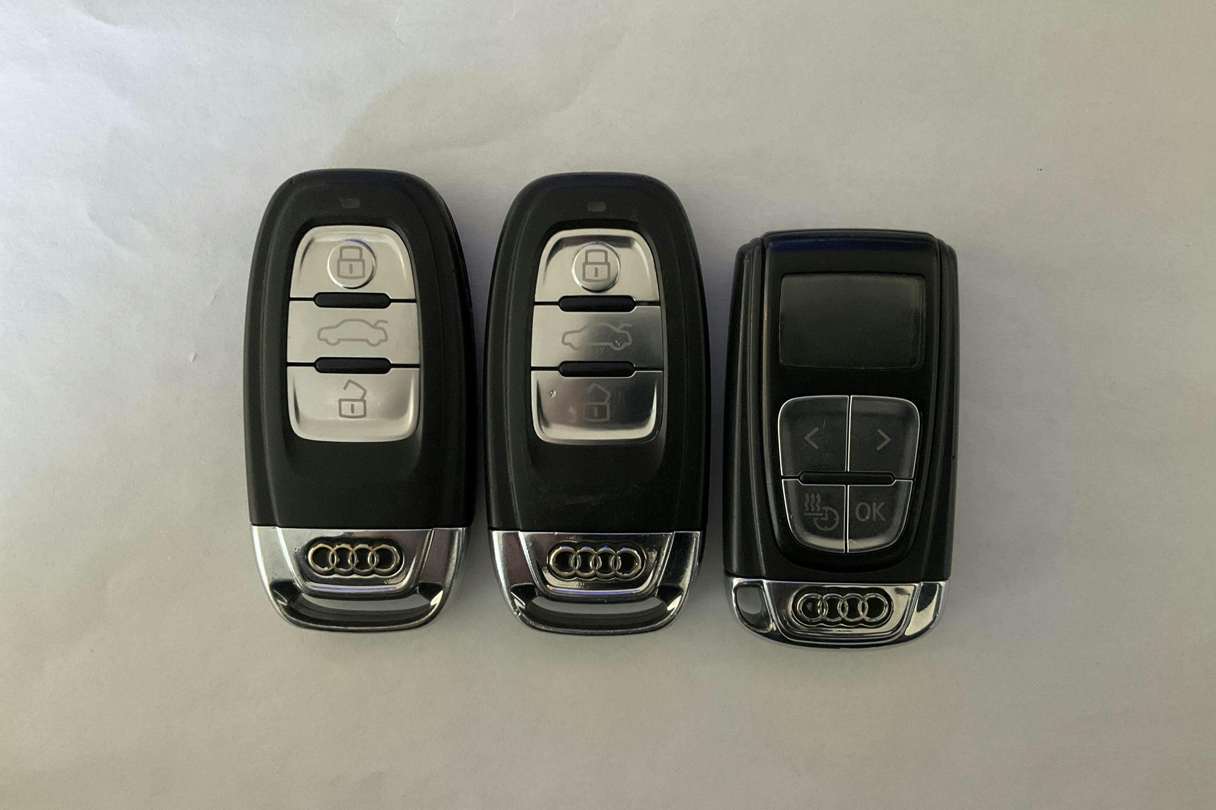 Presentation photo 12 of 12: Audi A6 2.0 TDI Avant quattro (190hk) - 292 790 km - Automatic - white - 2017