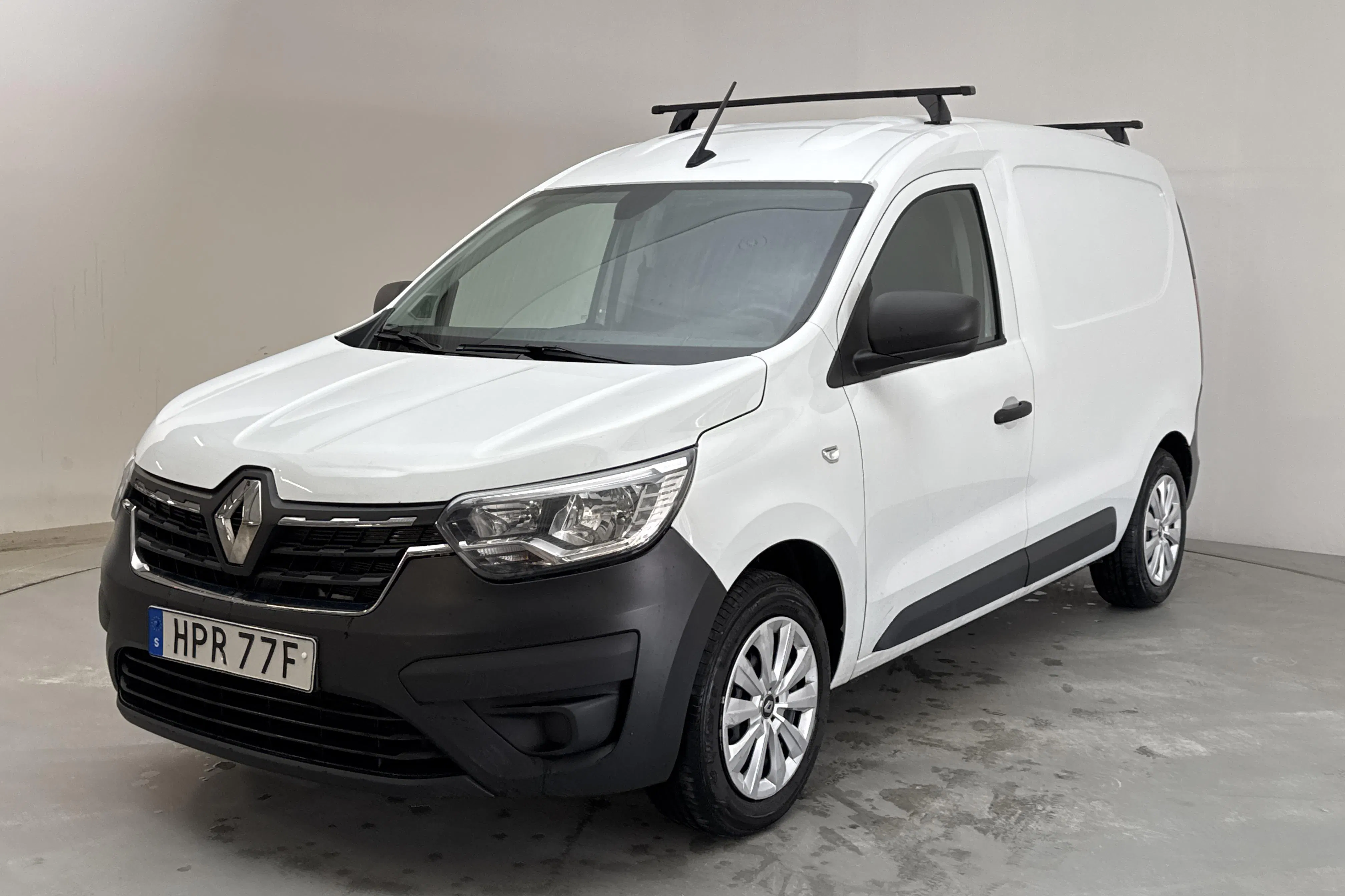 Presentationsfoto 1 av 10: Renault Express 1.5 dCi Skåp (95hk) - 10 226 mil - Manuell - vit - 2022