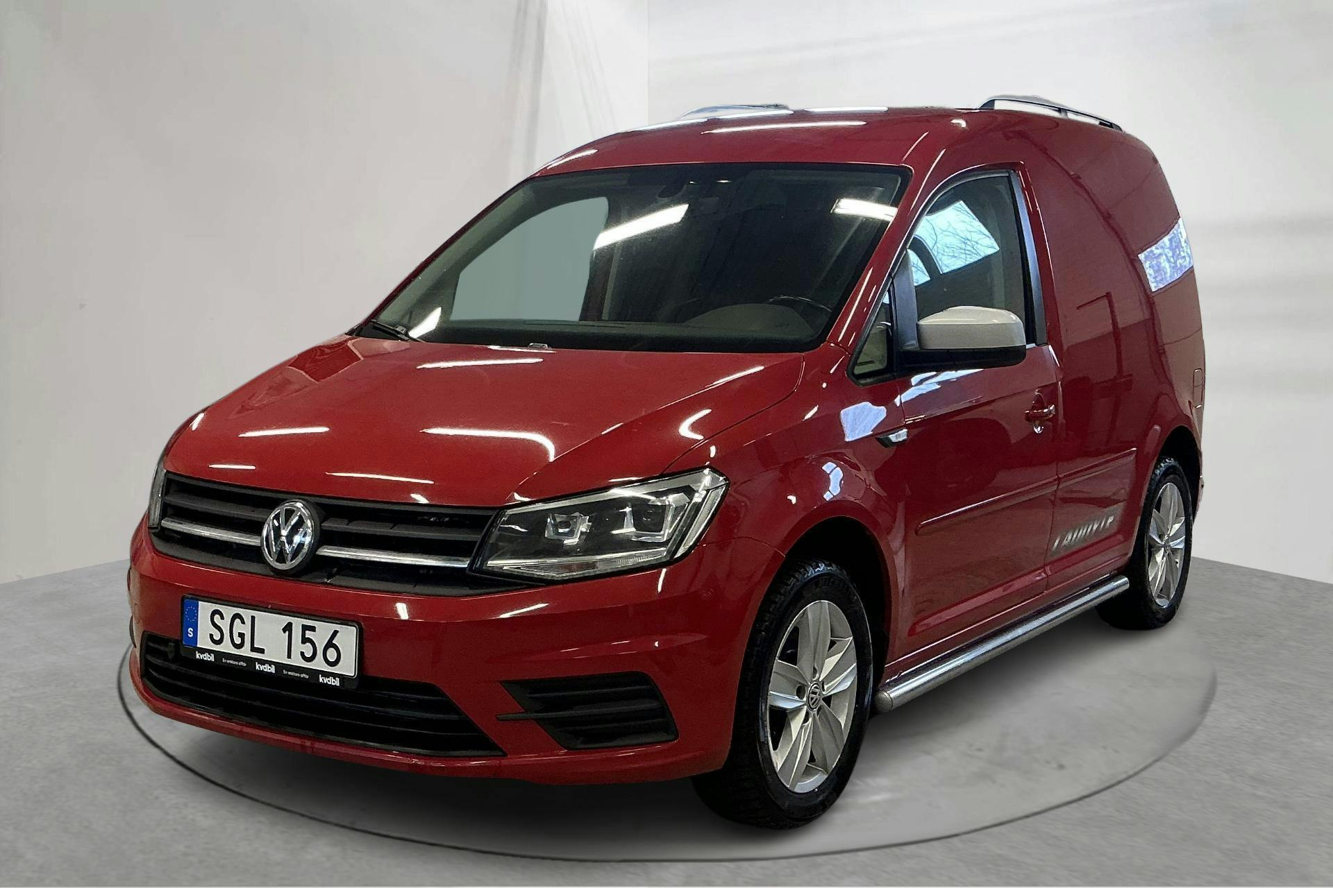 Presentation photo 1 of 18: VW Caddy 2.0 TDI Skåp (150hk) - 194 850 km - Automatic - red - 2017