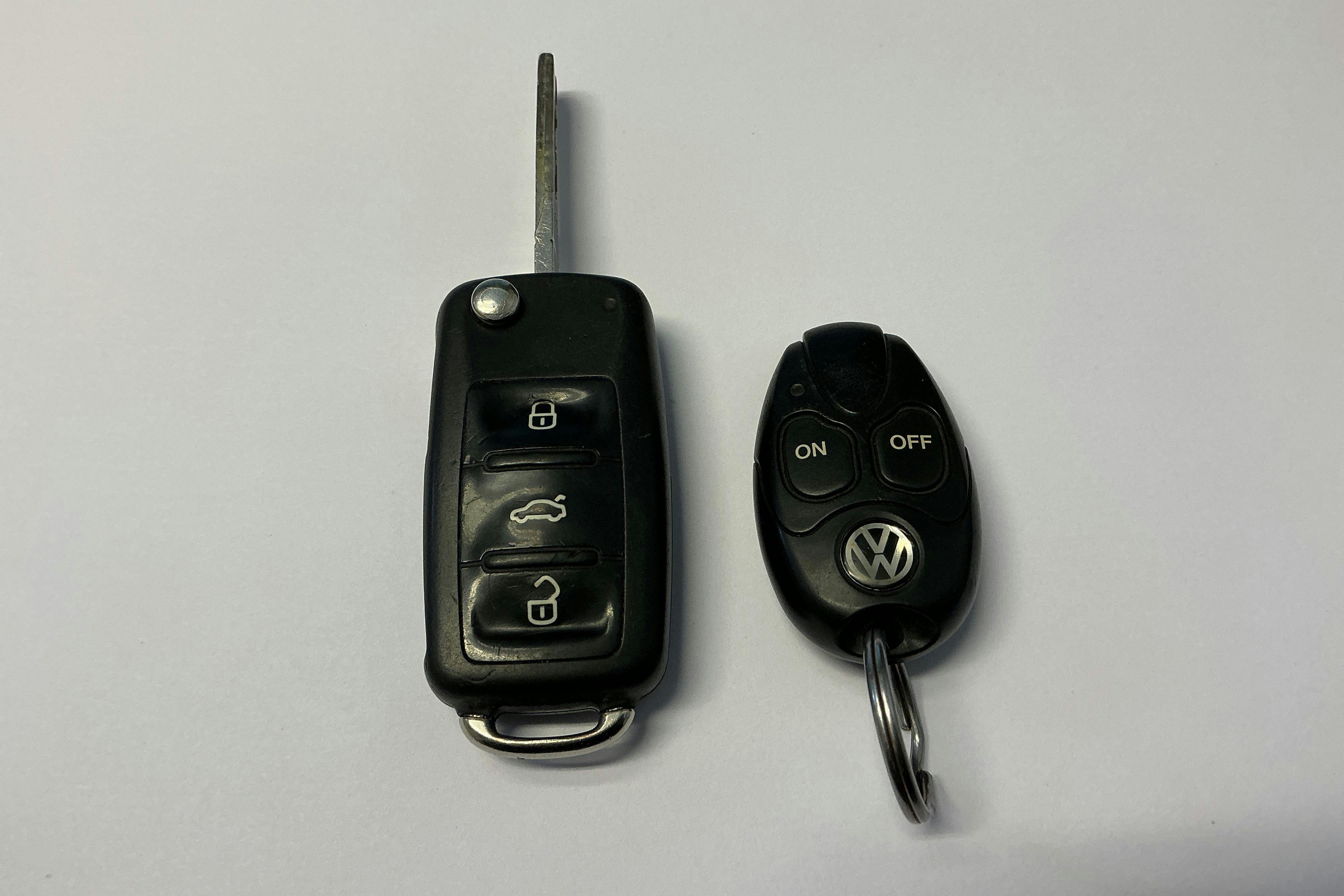 Presentation photo 18 of 18: VW Caddy 2.0 TDI Skåp (150hk) - 194 850 km - Automatic - red - 2017