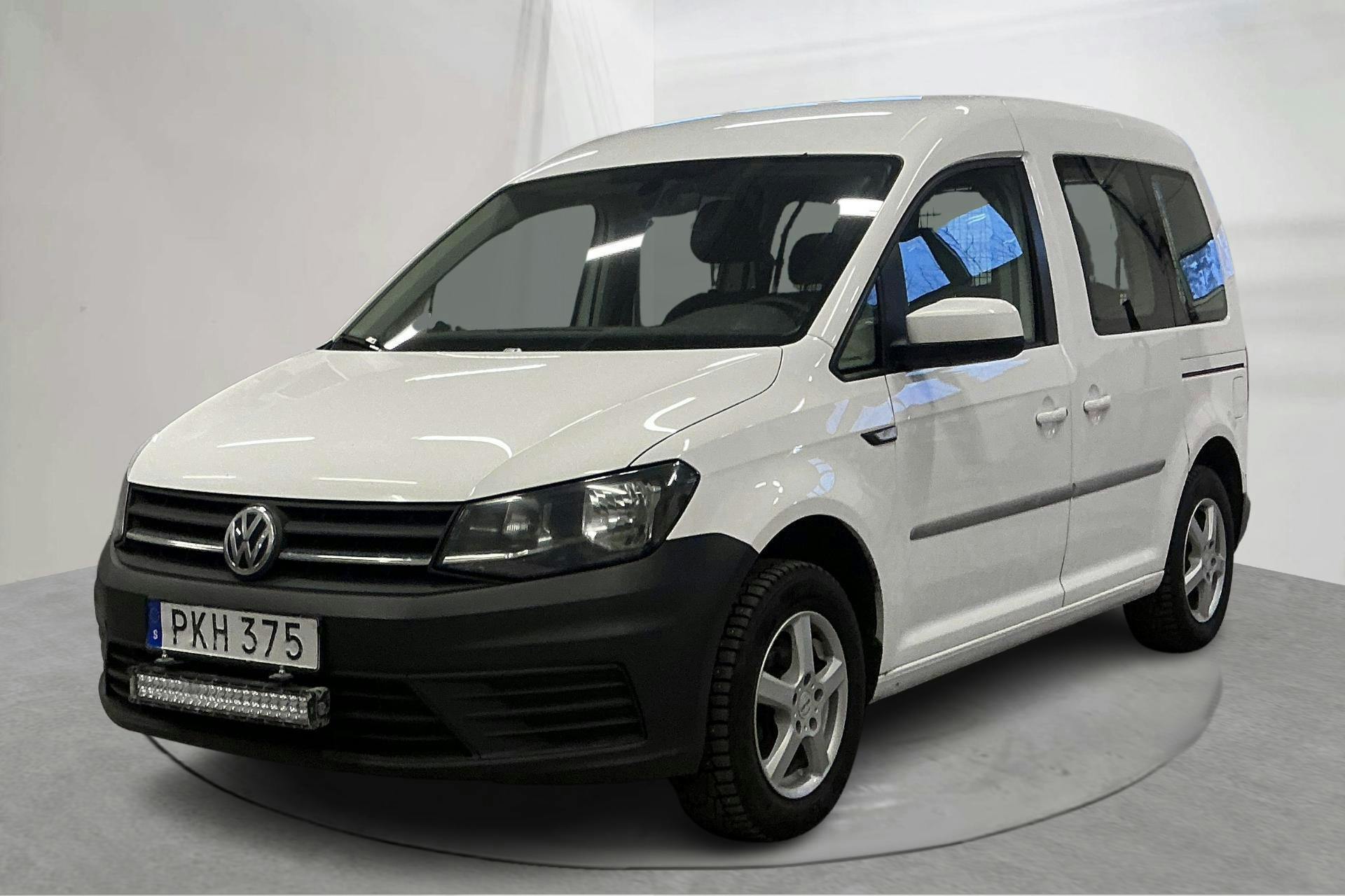 Presentation photo 1 of 16: VW Caddy Combi 2.0 TDI (102hk) - 316 210 km - Manual - white - 2017