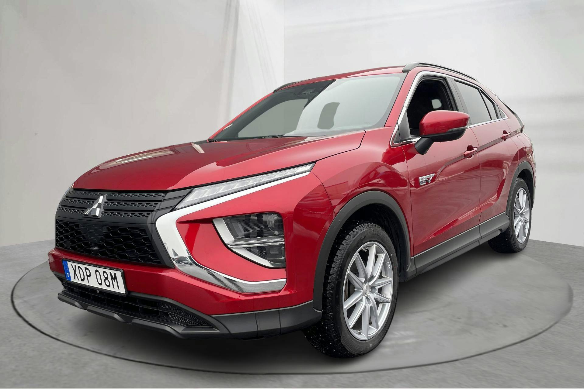 Presentationsfoto 1 av 18: Mitsubishi Eclipse Cross 2.4 PHEV 4WD (185hk) - 7 734 mil - Automat - röd - 2021