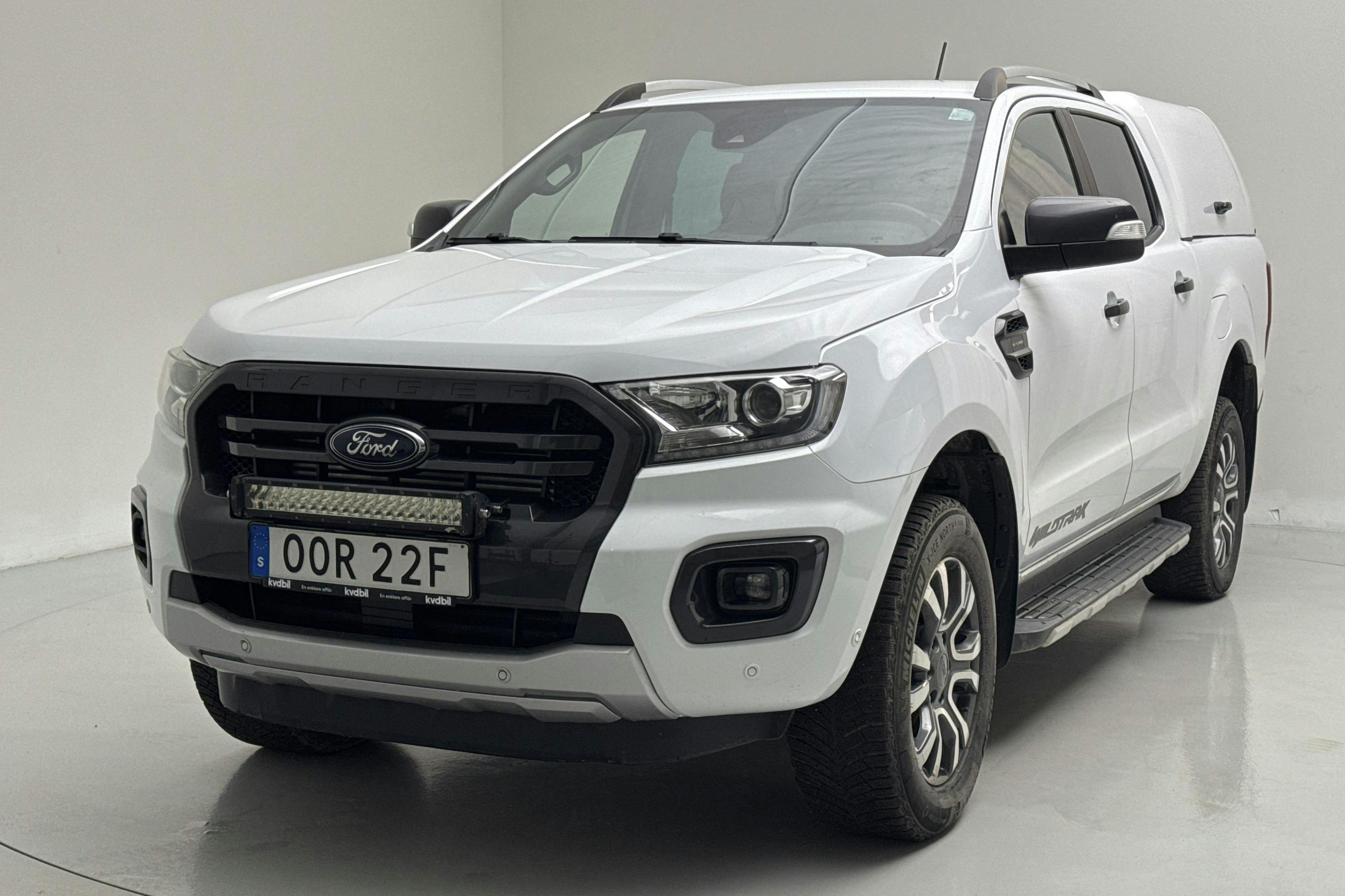 Presentationsfoto 1 av 15: Ford Ranger 2.0 TDCi 4WD (213hk) - 17 678 mil - Automat - vit - 2020