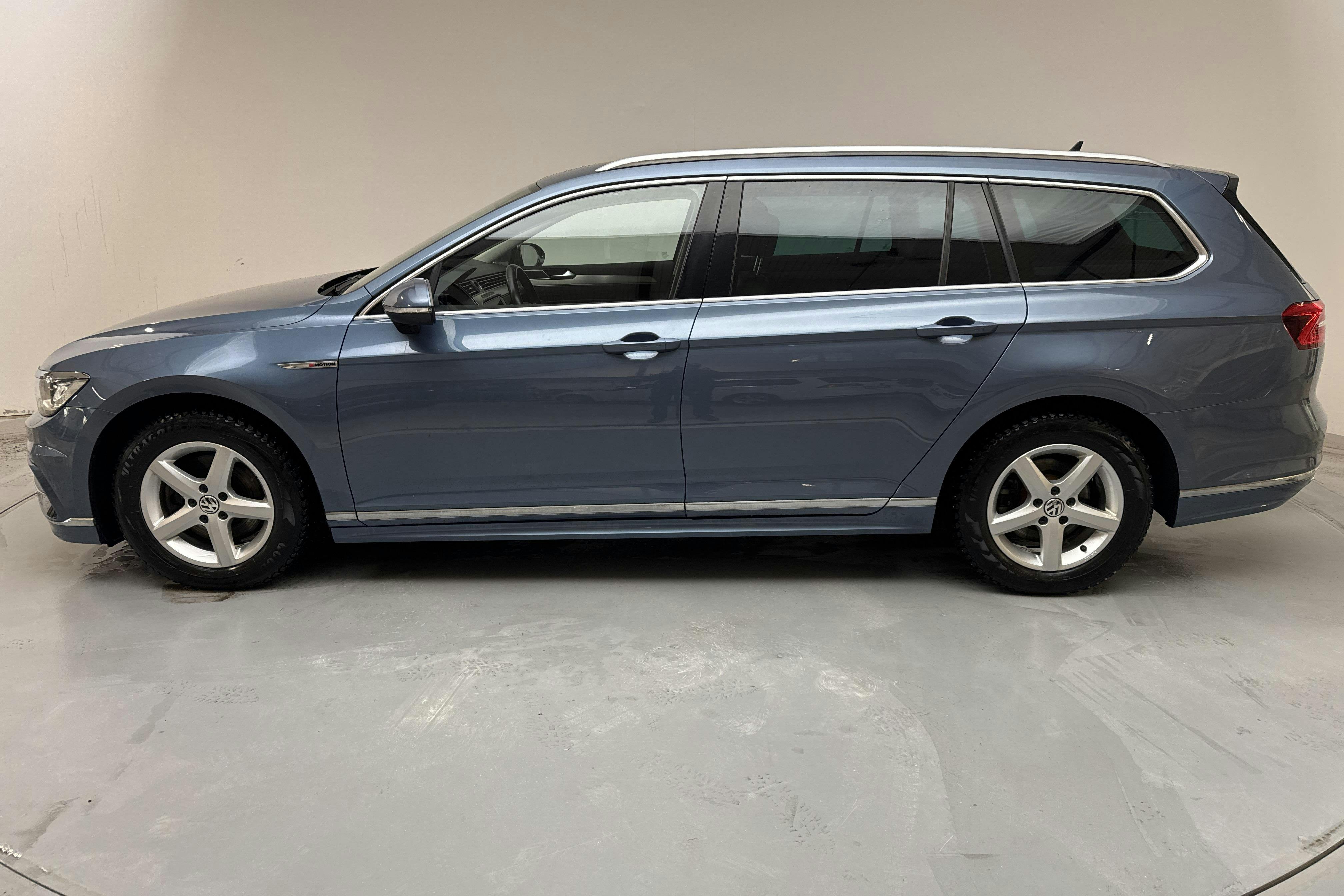 Presentation photo 2 of 15: VW Passat 2.0 TDI Sportscombi 4MOTION (190hk) - 95 720 km - Automatic - blue - 2018