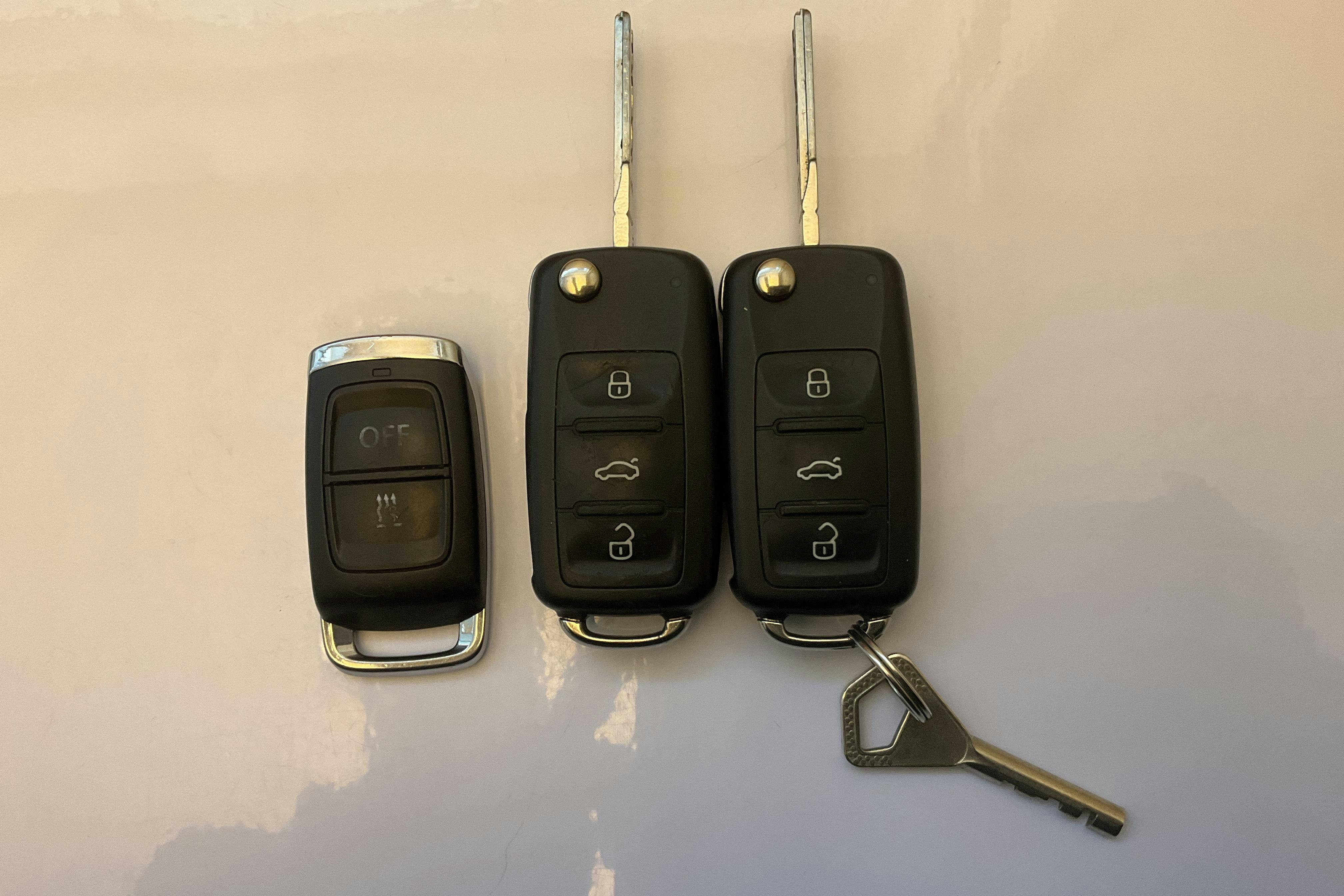 Presentationsfoto 14 av 14: VW Transporter T6 2.0 TDI BMT Skåp (150hk) - 13 836 mil - Automat - silver - 2019