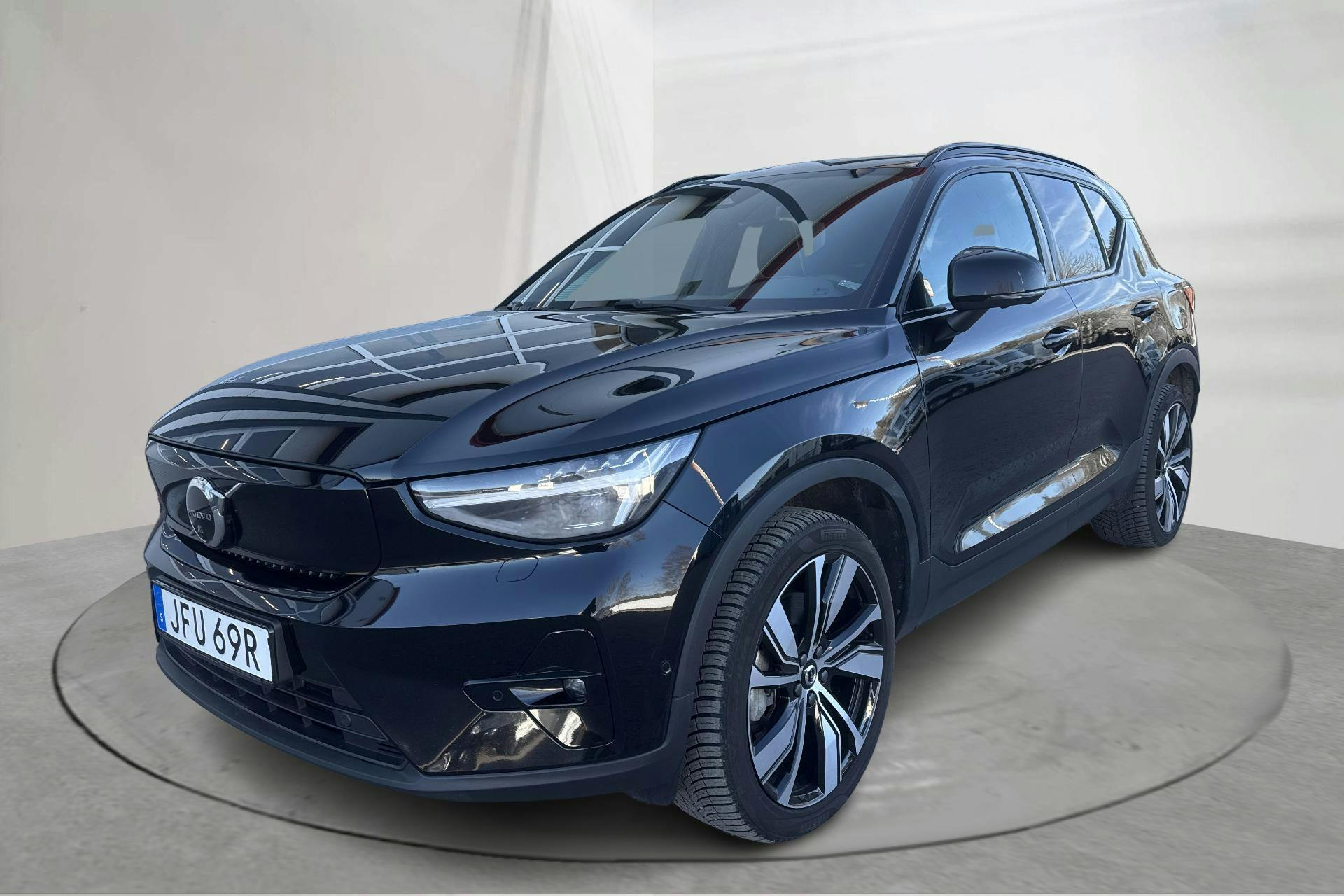 Presentation photo 1 of 26: Volvo XC40 Recharge Twin AWD (408hk) - 112 280 km - Automatic - black - 2023