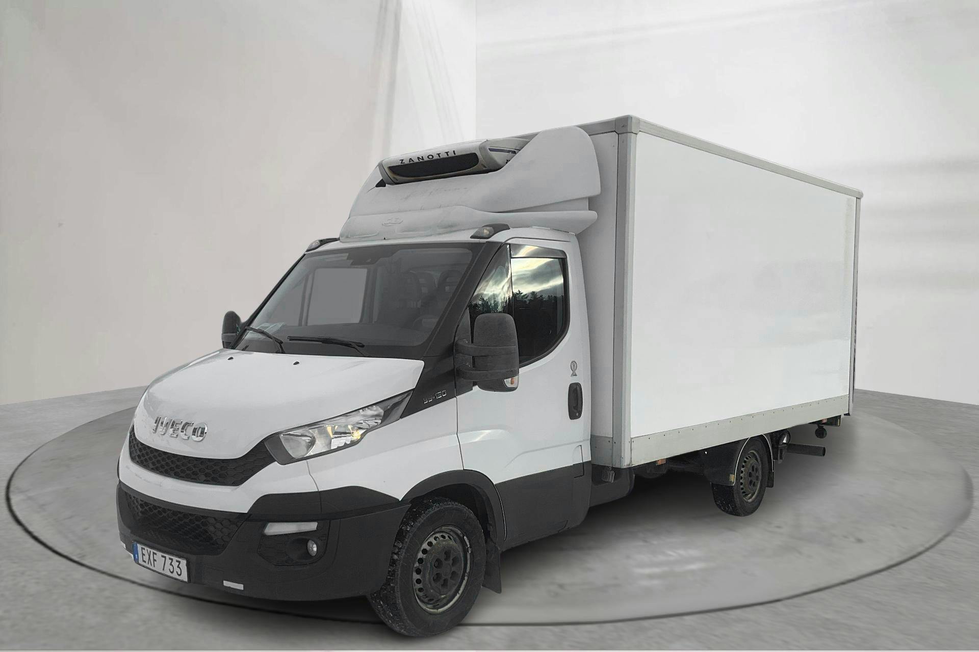 Presentation photo 1 of 15: Iveco Daily 35 2.3 (146hk) - 246 770 km - Manual - white - 2016