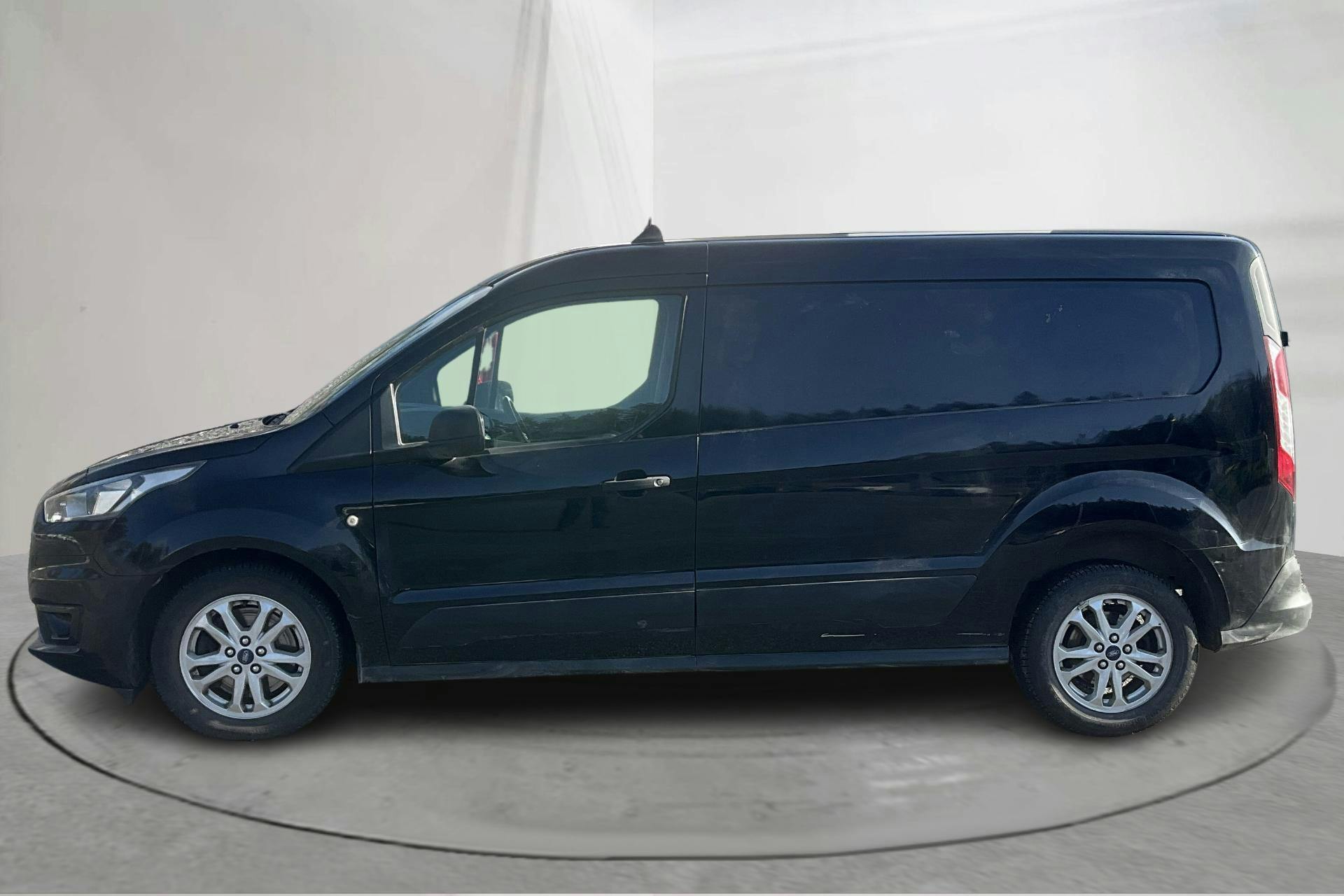 Presentation photo 2 of 13: Ford Transit Connect 1.5 EcoBlue (100hk) - 63 230 km - Manual - black - 2021