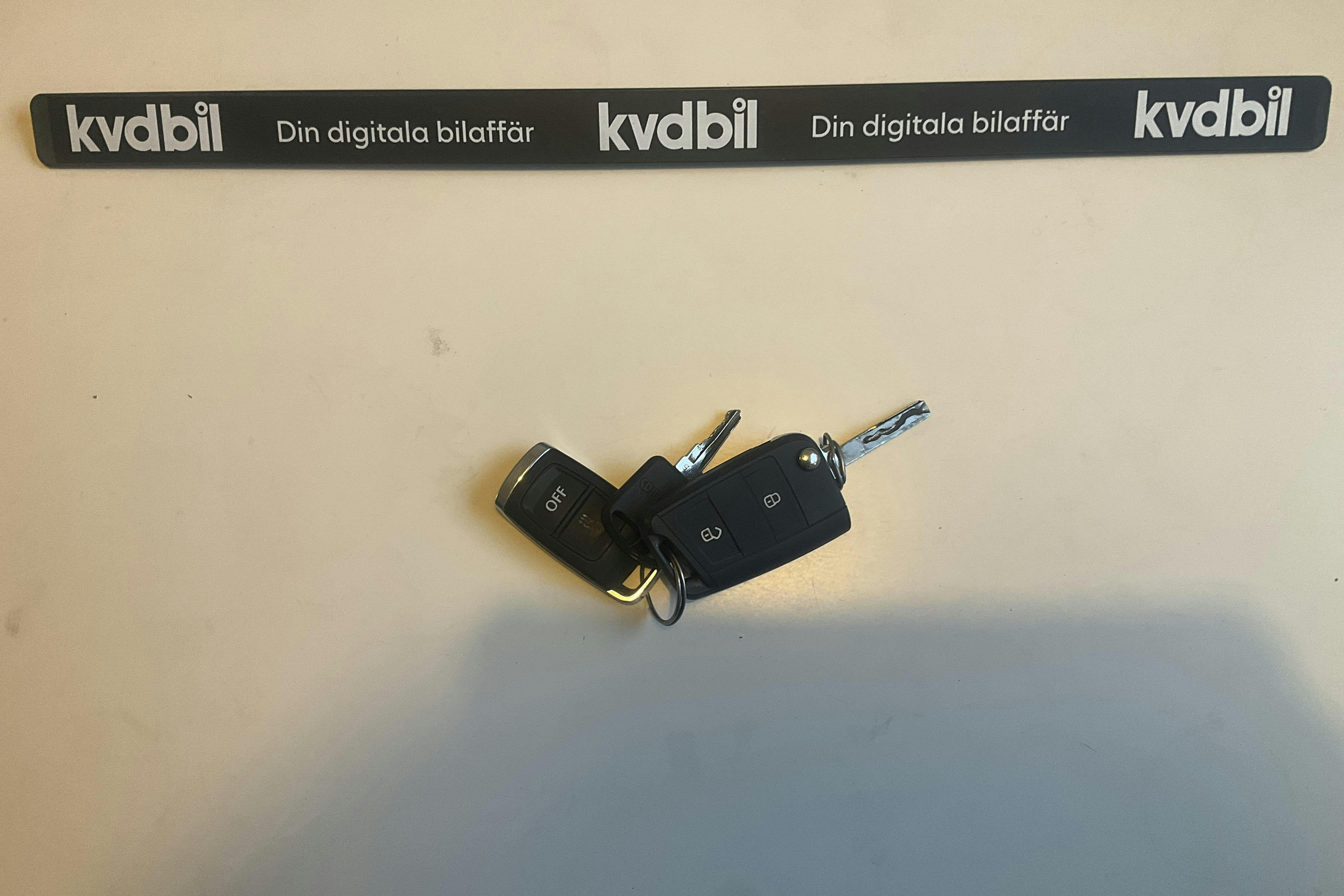 Presentation photo 16 of 16: VW Crafter 35 2.0 TDI Chassi 4Motion (177hk) - 110 760 km - Automatic - white - 2021