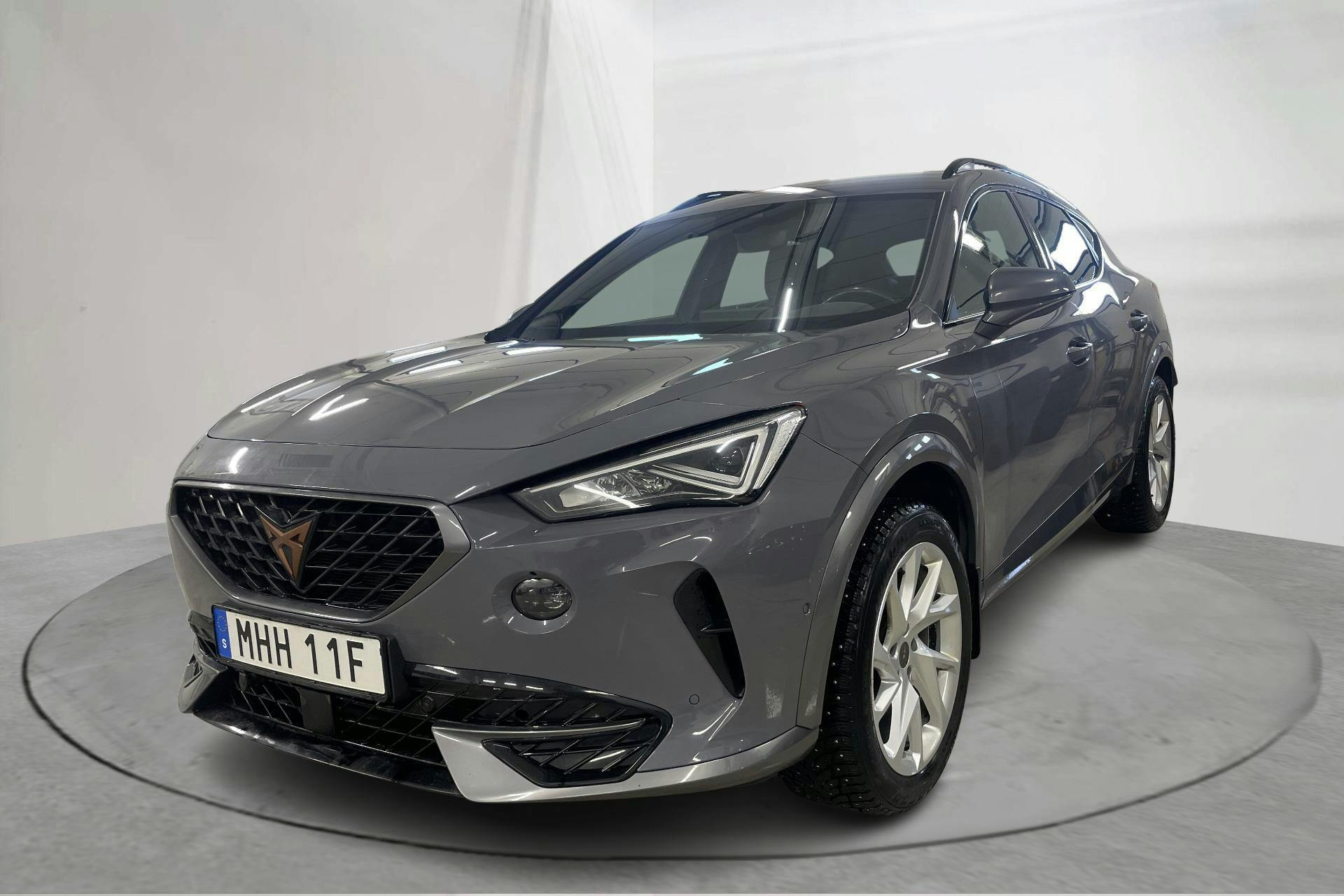 Presentation photo 1 of 18: Cupra Formentor 1.5 TSI (150hk) - 73 570 km - Automatic - Light Grey - 2022