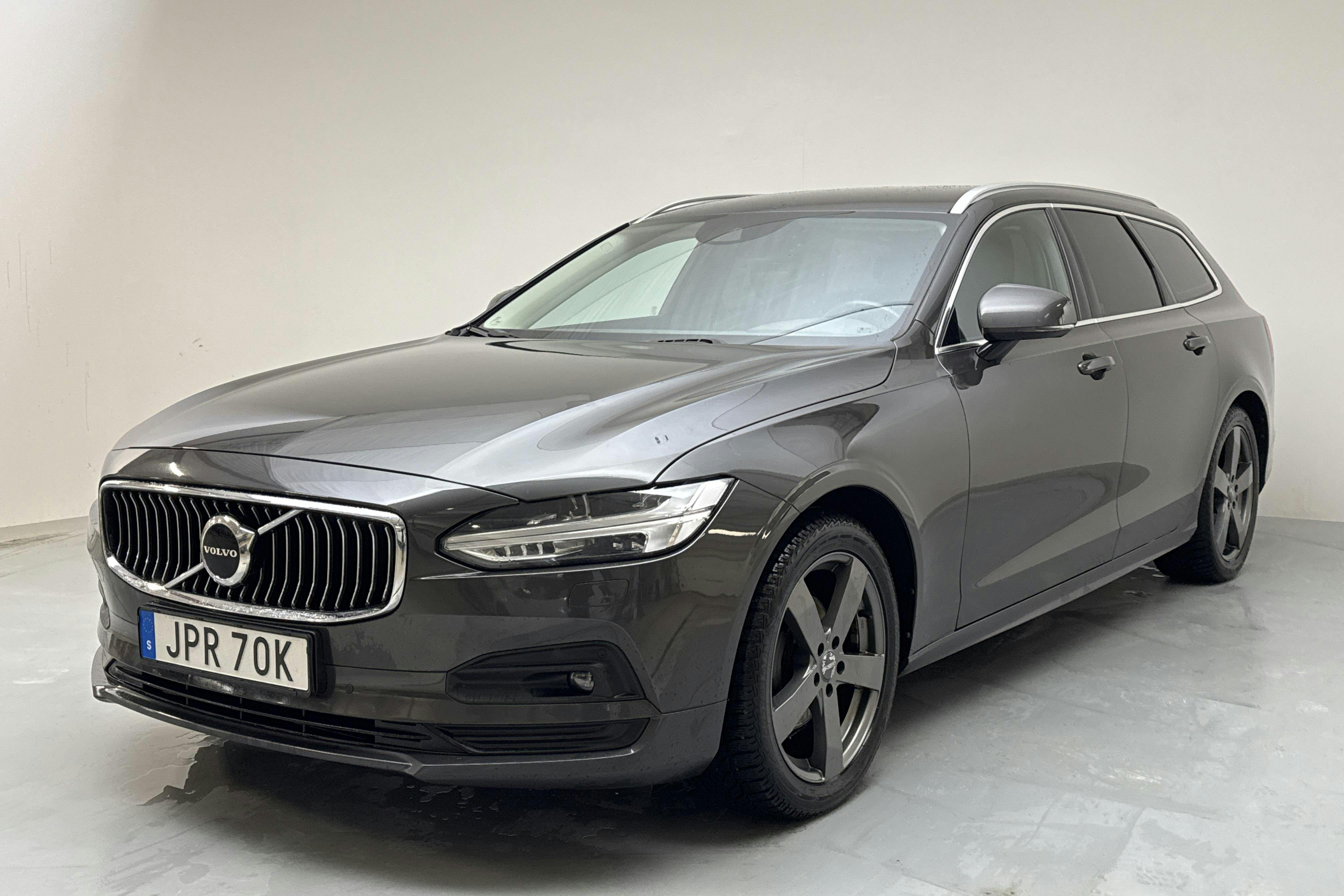 Presentation photo 1 of 15: Volvo V90 B4 Mildhybrid, Bensin (190hk) - 137 130 km - Automatic - gray - 2021