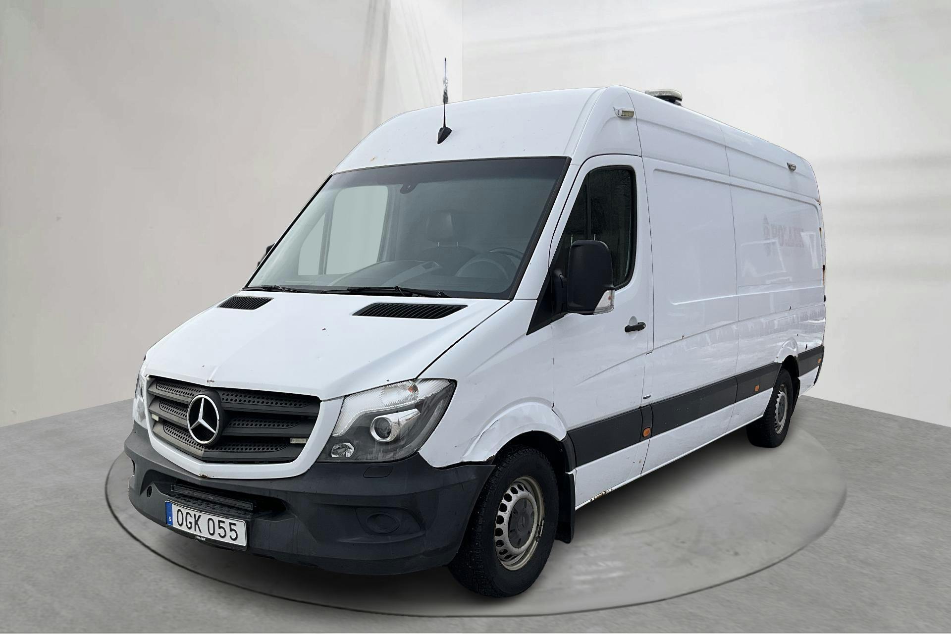 Presentation photo 1 of 14: Mercedes Sprinter 319 CDI (190hk) - 265 910 km - Manual - white - 2017