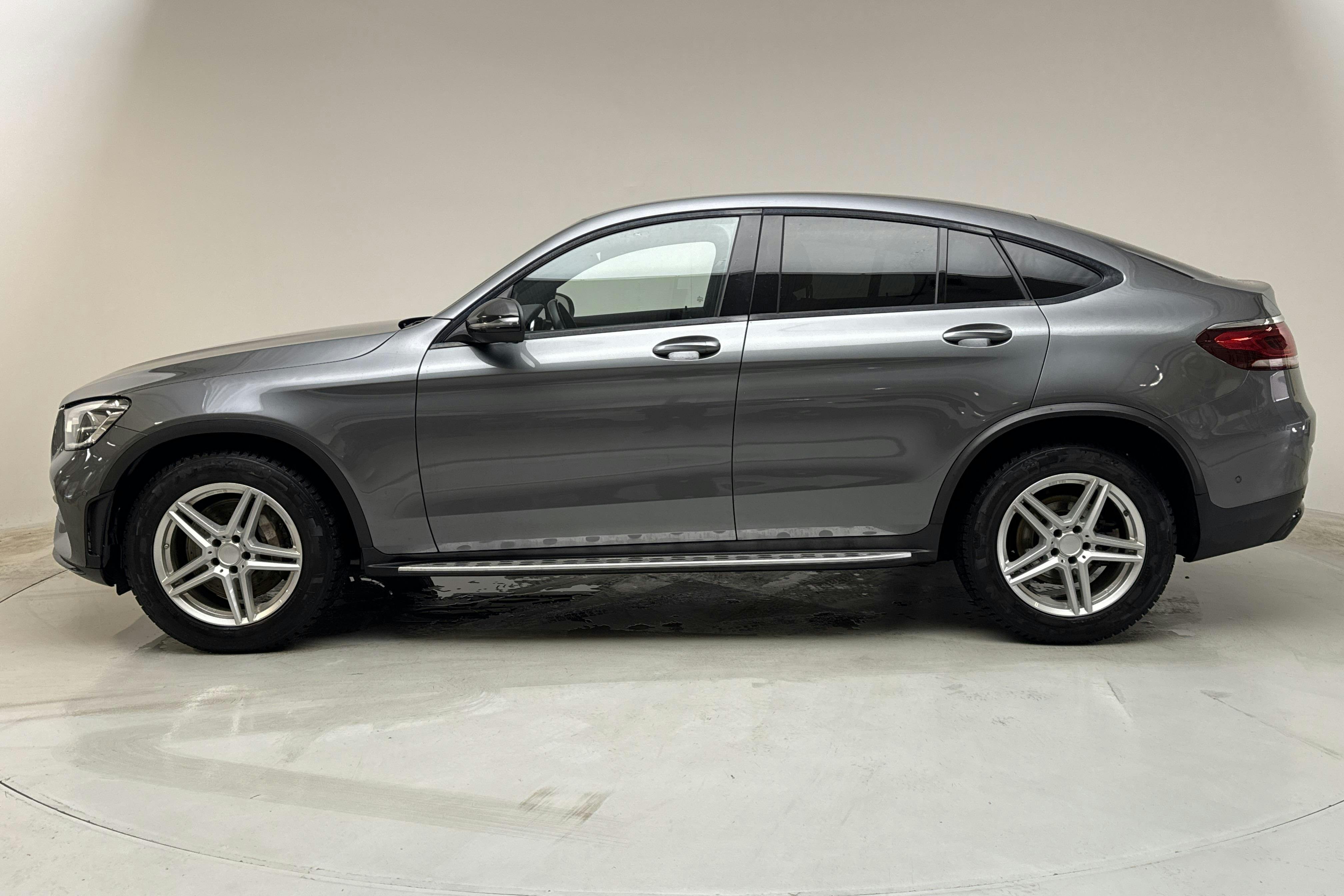 Presentationsfoto 2 av 15: Mercedes GLC 220 d 4MATIC Coupé C253 (194hk) - 13 849 mil - Automat - grå - 2020