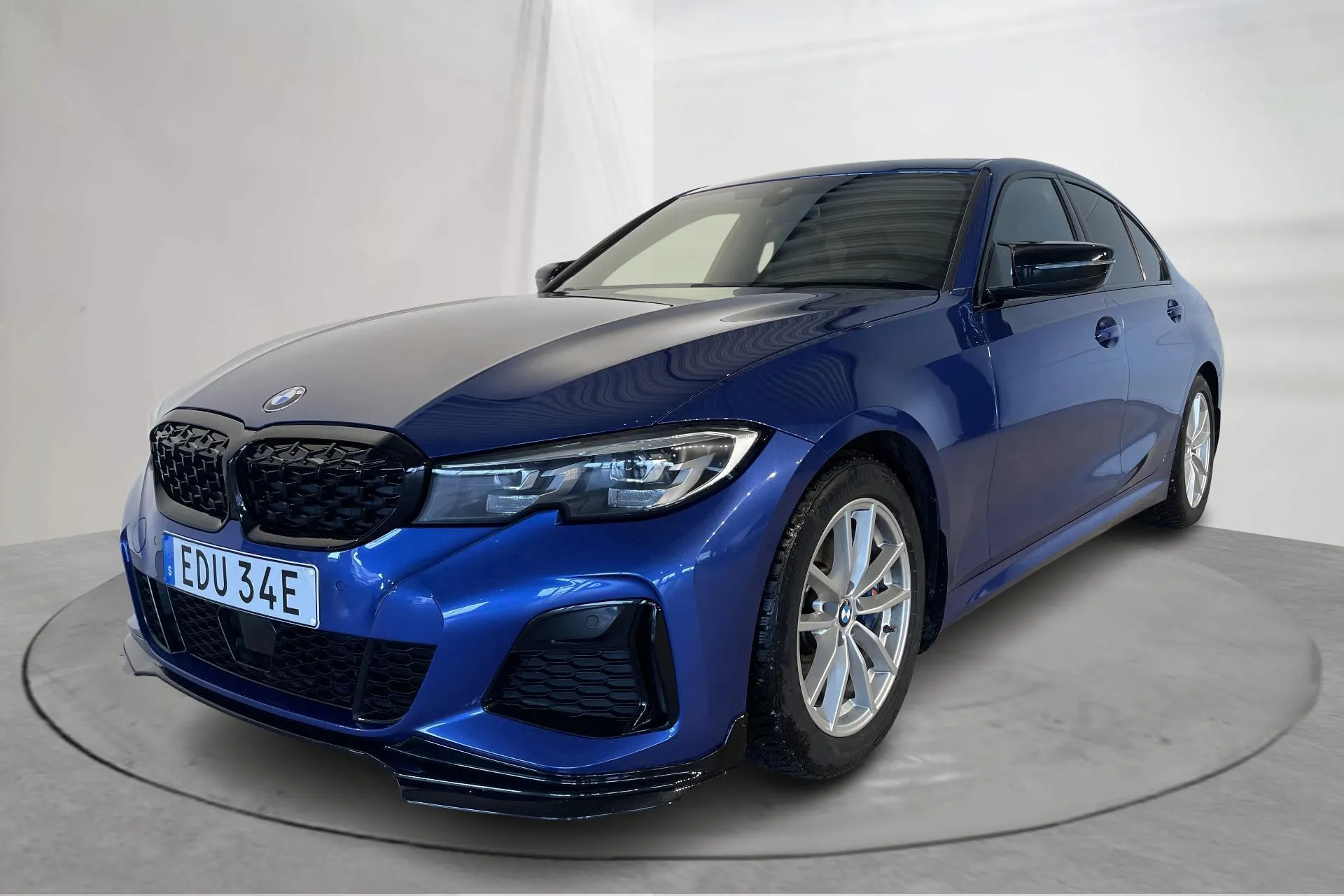 Presentation photo 2 of 19: BMW M340i xDrive Sedan, G20 (374hk+11hk) - 60 560 km - Automatic - blue - 2021