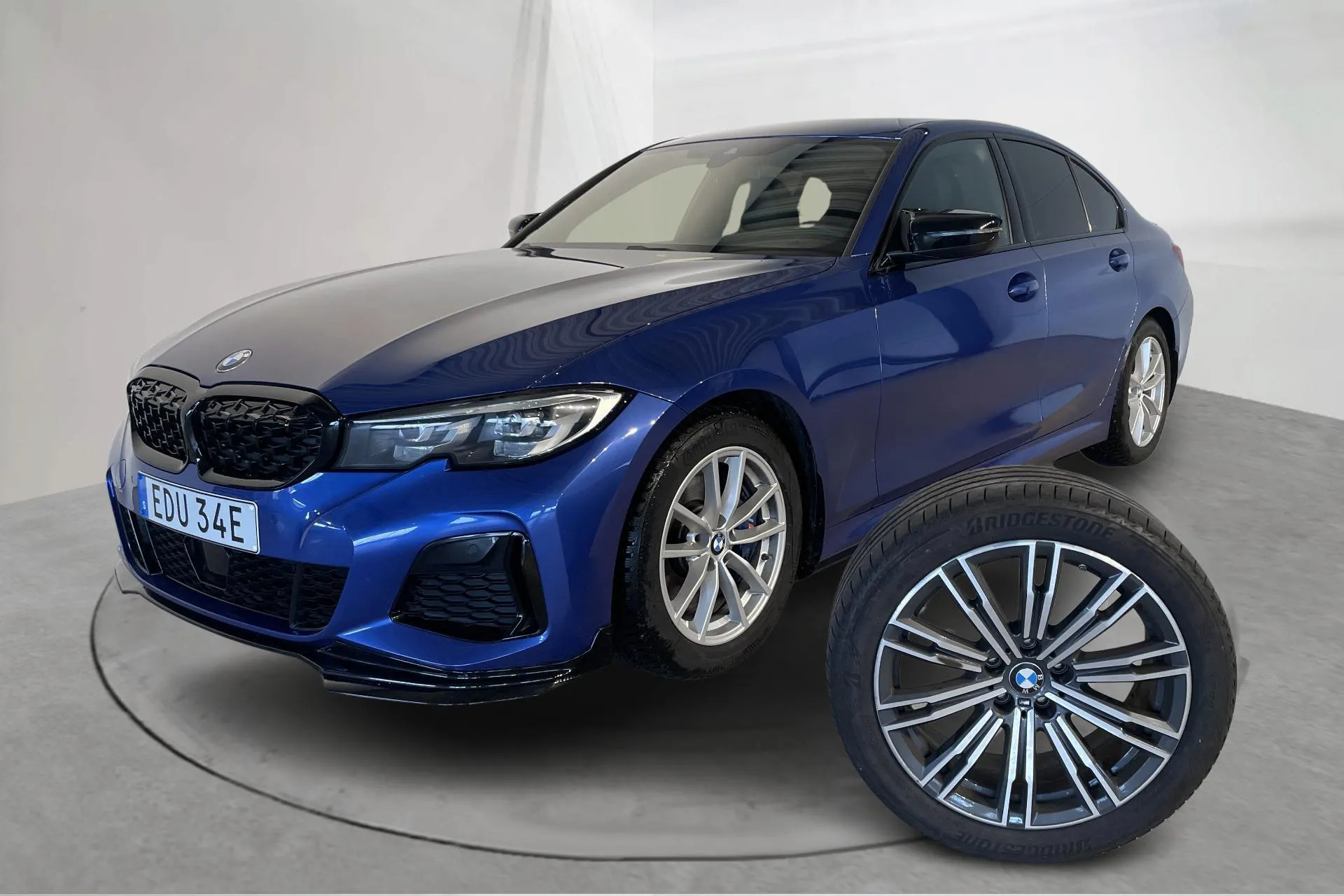 Presentation photo 1 of 19: BMW M340i xDrive Sedan, G20 (374hk+11hk) - 60 560 km - Automatic - blue - 2021