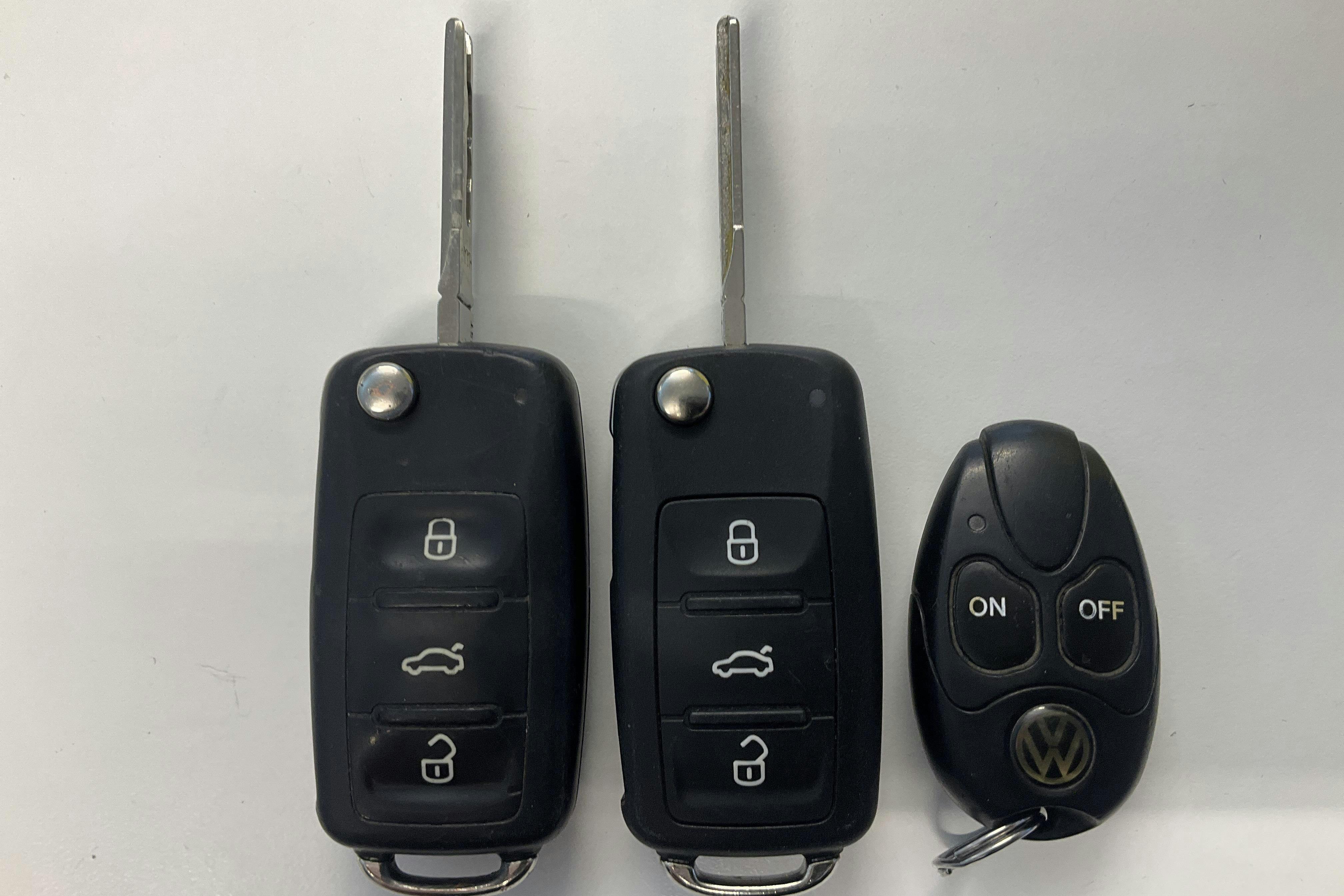 Presentation photo 13 of 13: VW Caddy 2.0 TDI Skåp (75hk) - 90 620 km - Manual - silver - 2017