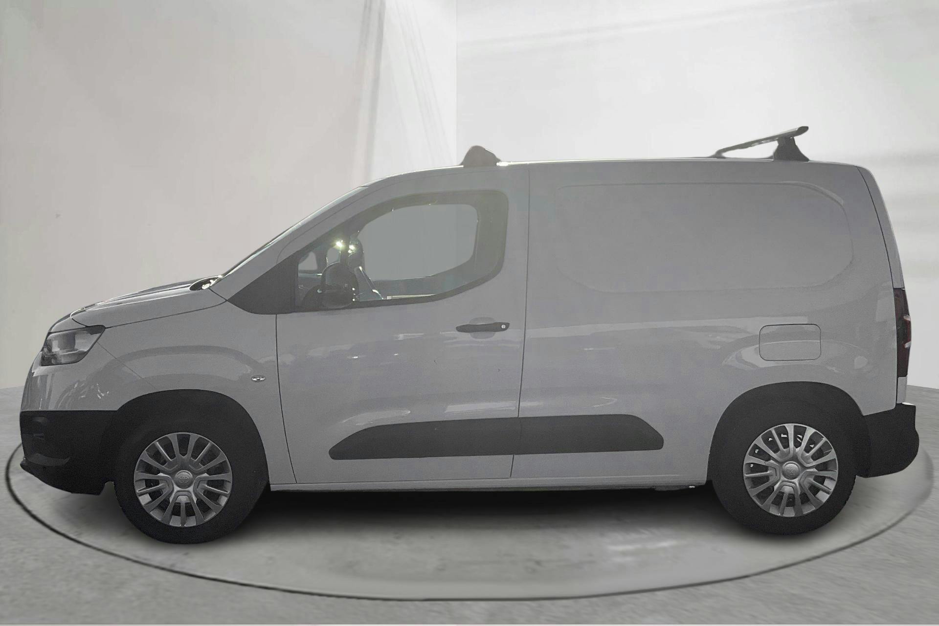 Presentation photo 2 of 14: Toyota PROACE CITY 1.2T (110hk) - 68 460 km - Manual - white - 2022