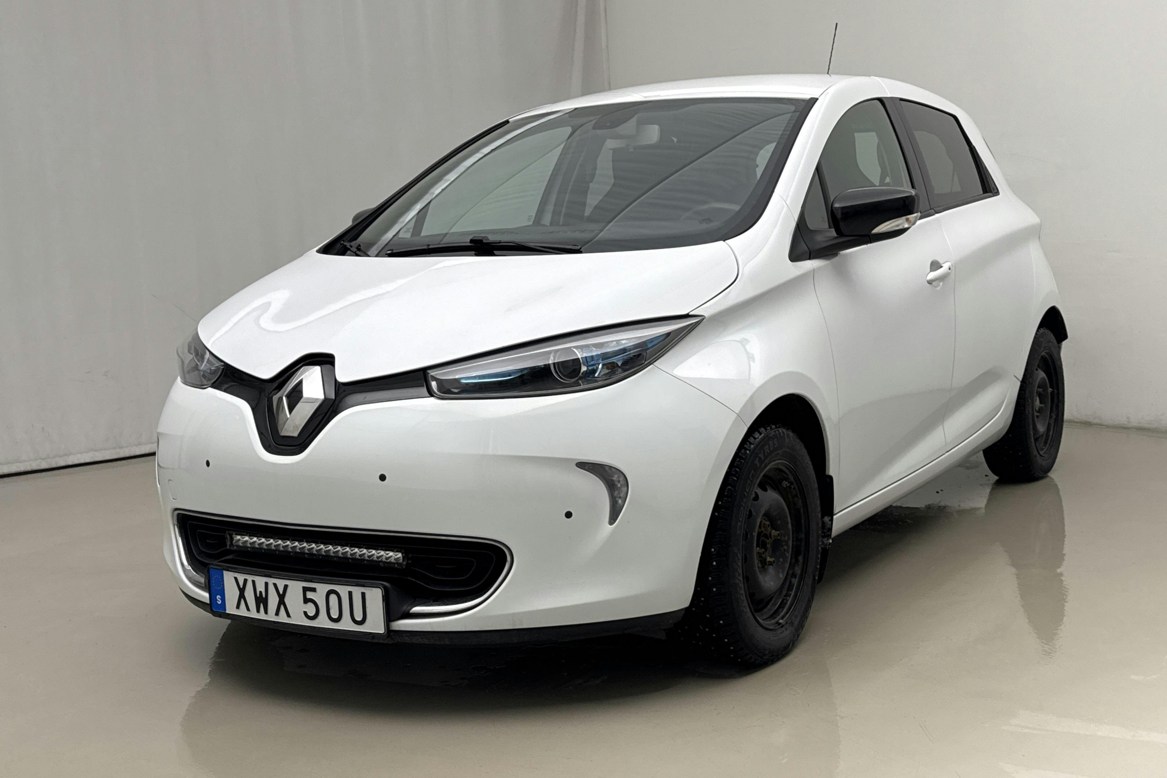Presentation photo 1 of 19: Renault Zoe 41kWh R110 (108hk) - 39 610 km - Automatic - white - 2019