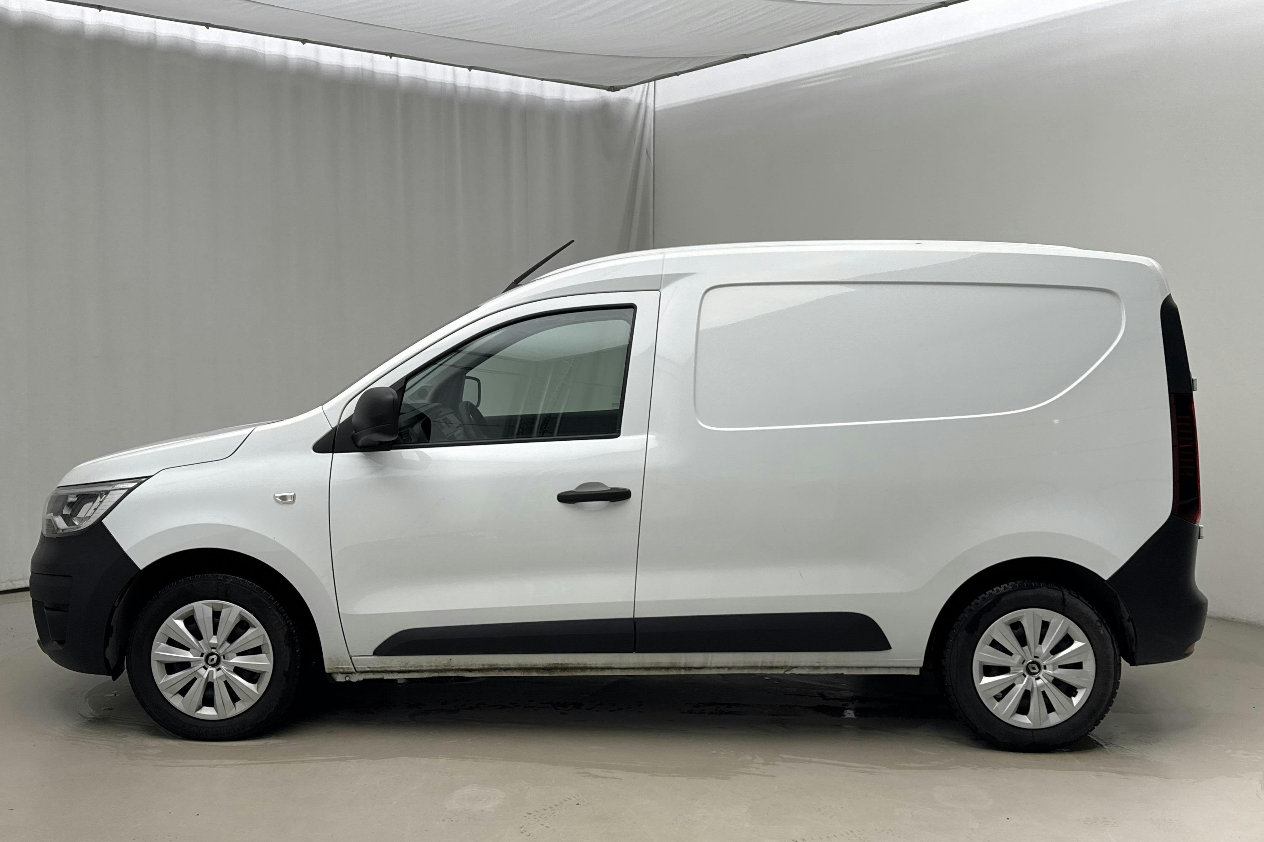 Presentationsfoto 2 av 14: Renault Express 1.5 dCi Skåp (95hk) - 3 281 mil - Manuell - vit - 2024