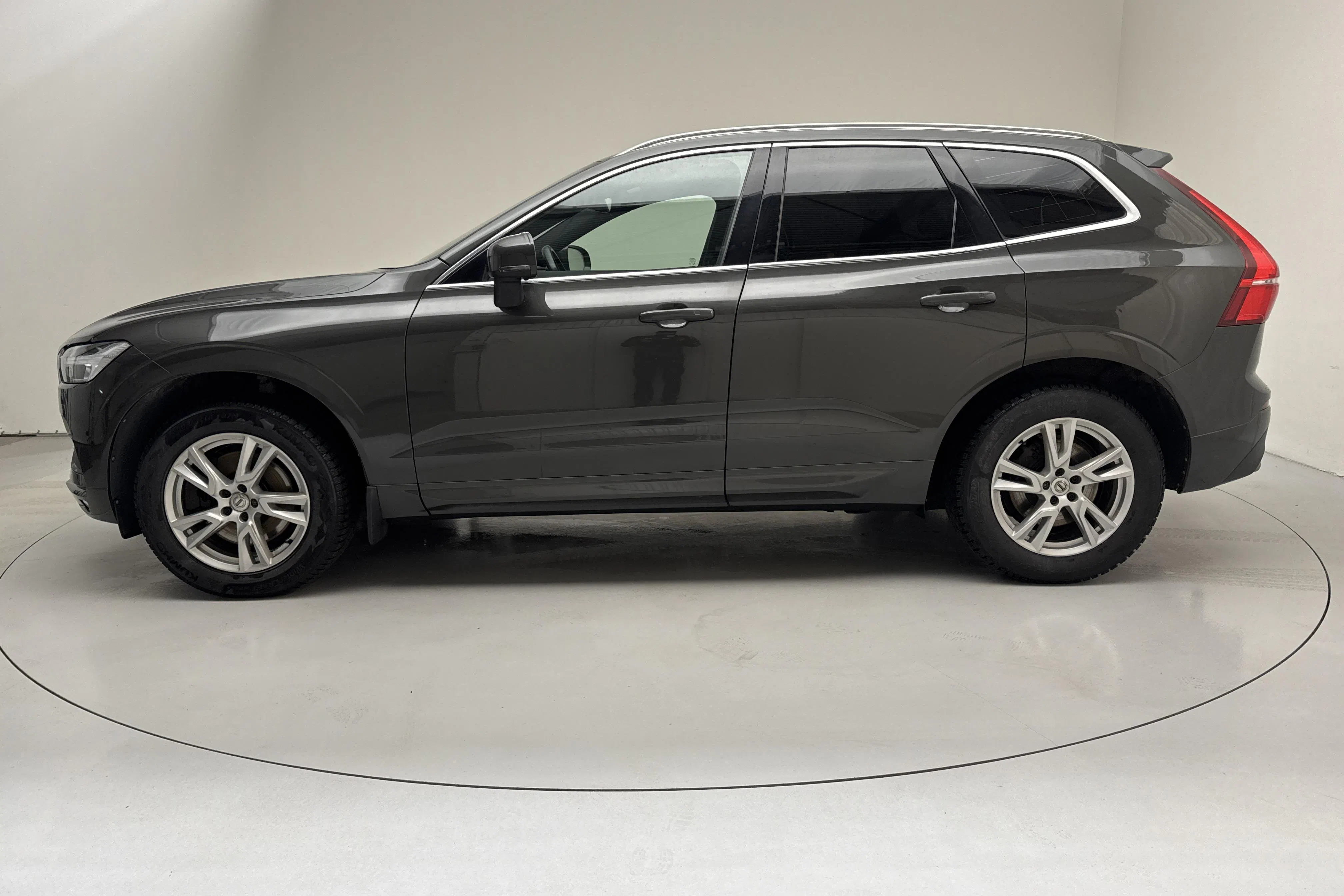 Presentation photo 2 of 15: Volvo XC60 D4 AWD (190hk) - 220 320 km - Automatic - Dark Grey - 2018