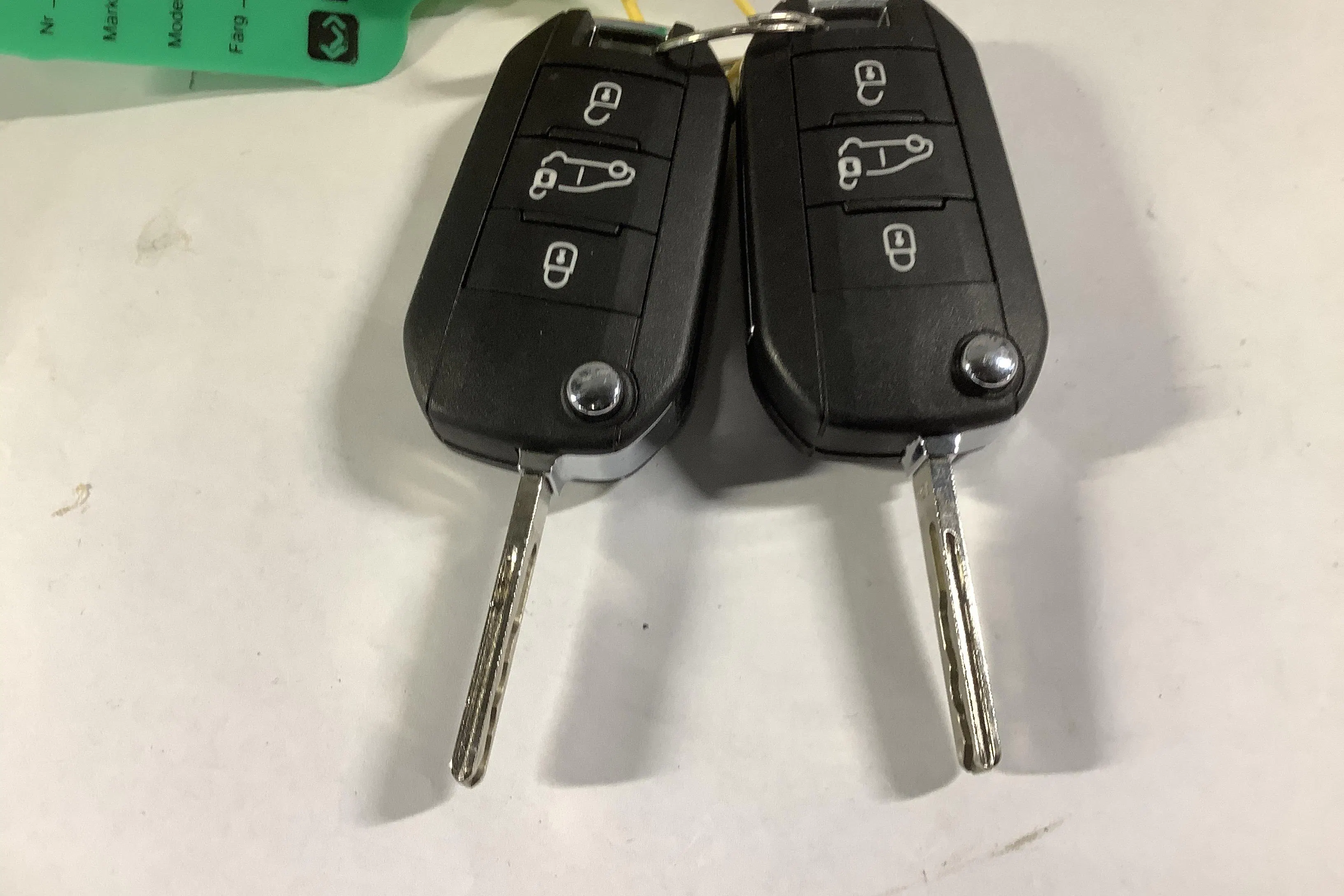 Presentationsfoto 22 av 22: Peugeot e-Partner 50kWh (136hk) - 584 mil - Automat - grå - 2023