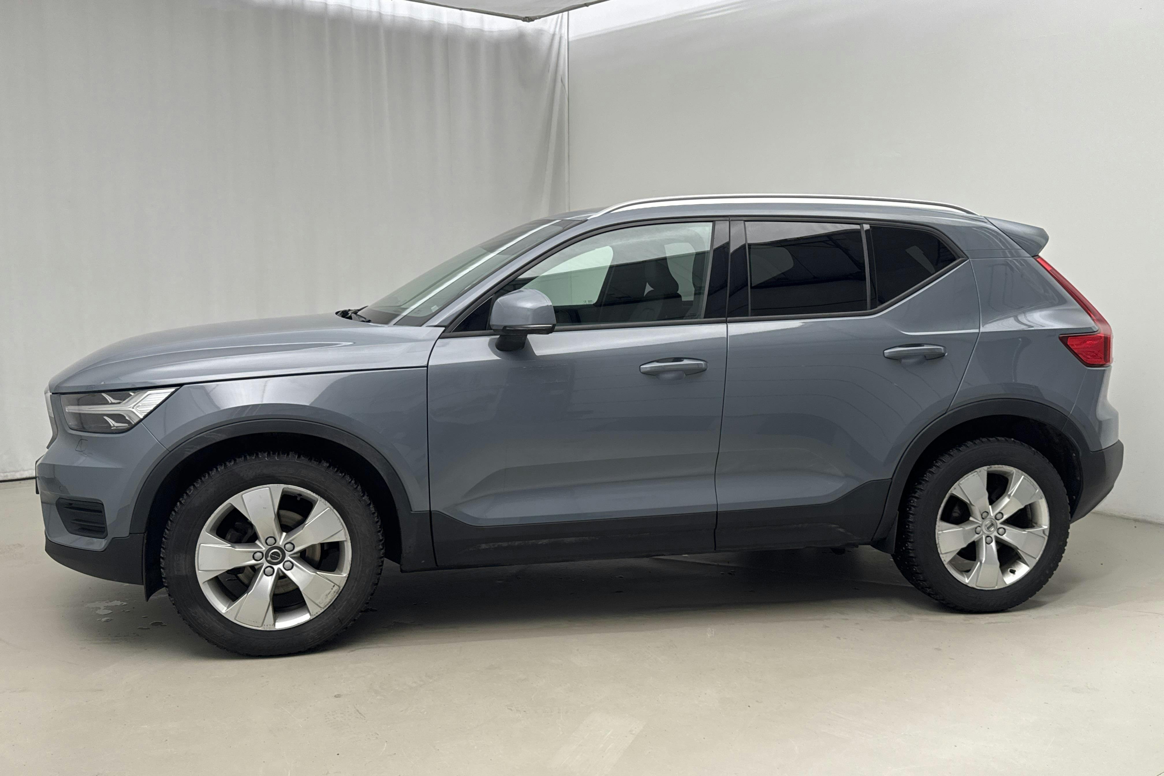 Presentation photo 2 of 15: Volvo XC40 D3 2WD (150hk) - 142 310 km - Automatic - gray - 2020