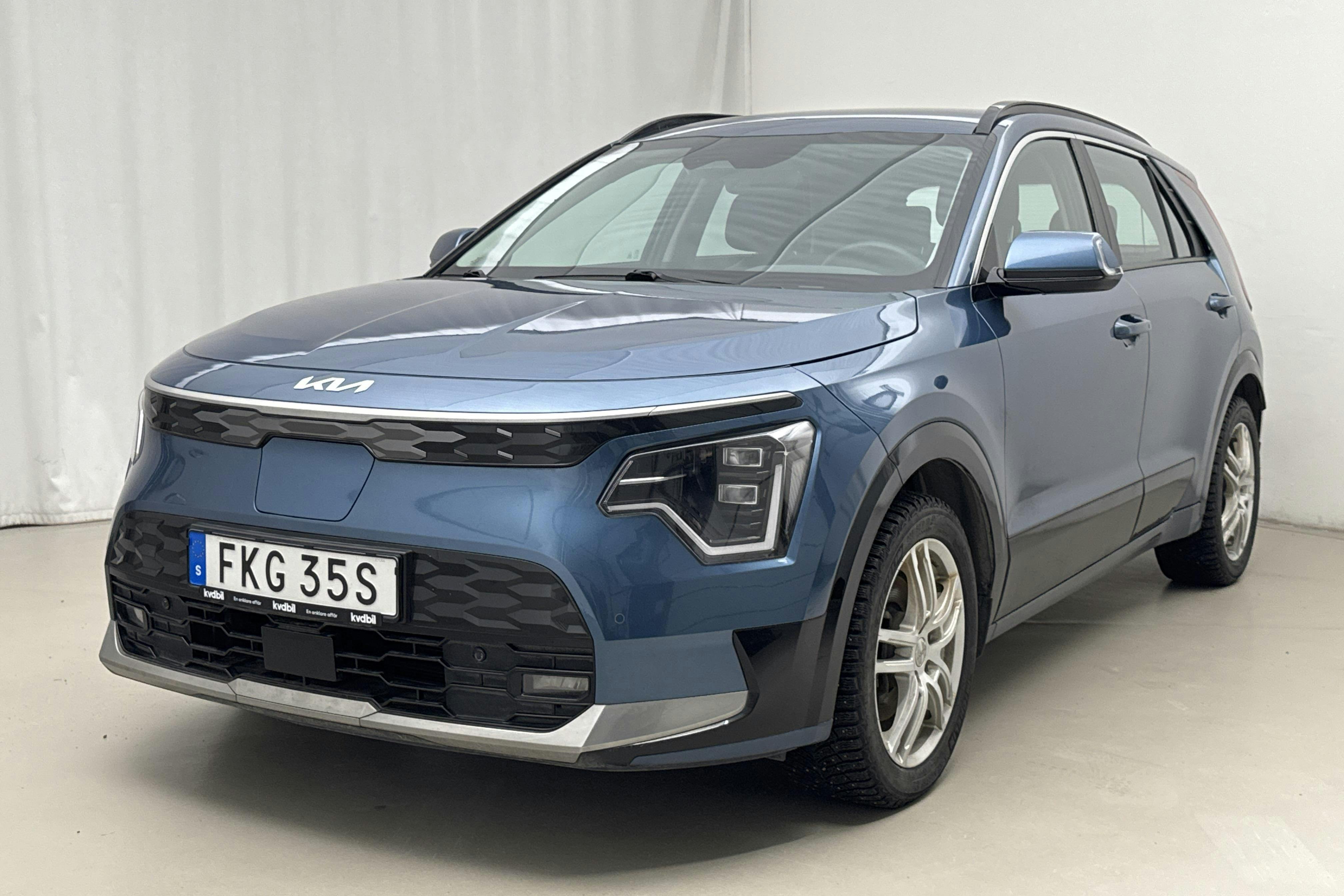 Esittelykuva 1 osoitteesta 22: KIA Niro EV 65kWh (204hk) - 75 340 km - Automaattinen - sininen - 2023