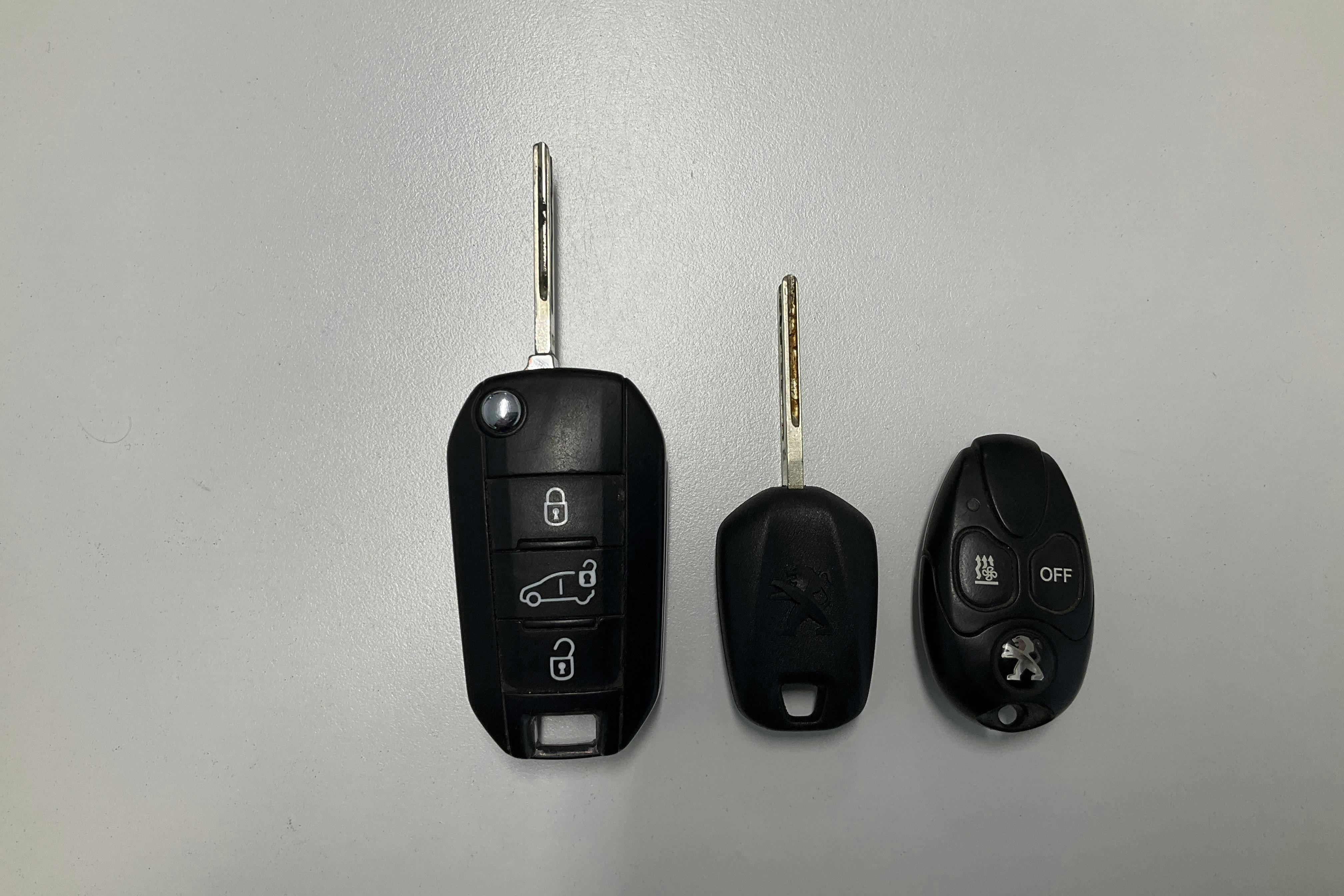 Presentation photo 13 of 13: Peugeot Expert BlueHDi Skåp (177hk) - 137 140 km - Automatic - 2017