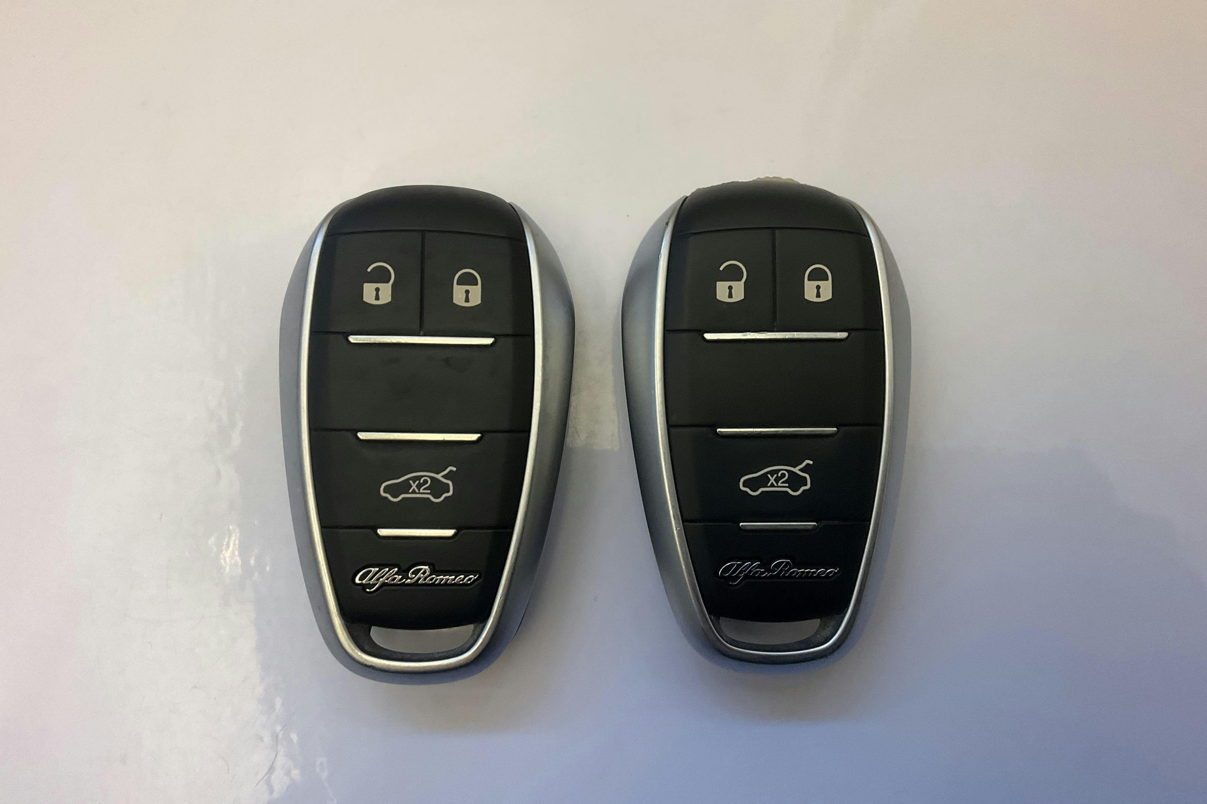 Presentation photo 14 of 14: Alfa Romeo Stelvio 2.0 AWD (280hk) - 127 380 km - Automatic - white - 2019