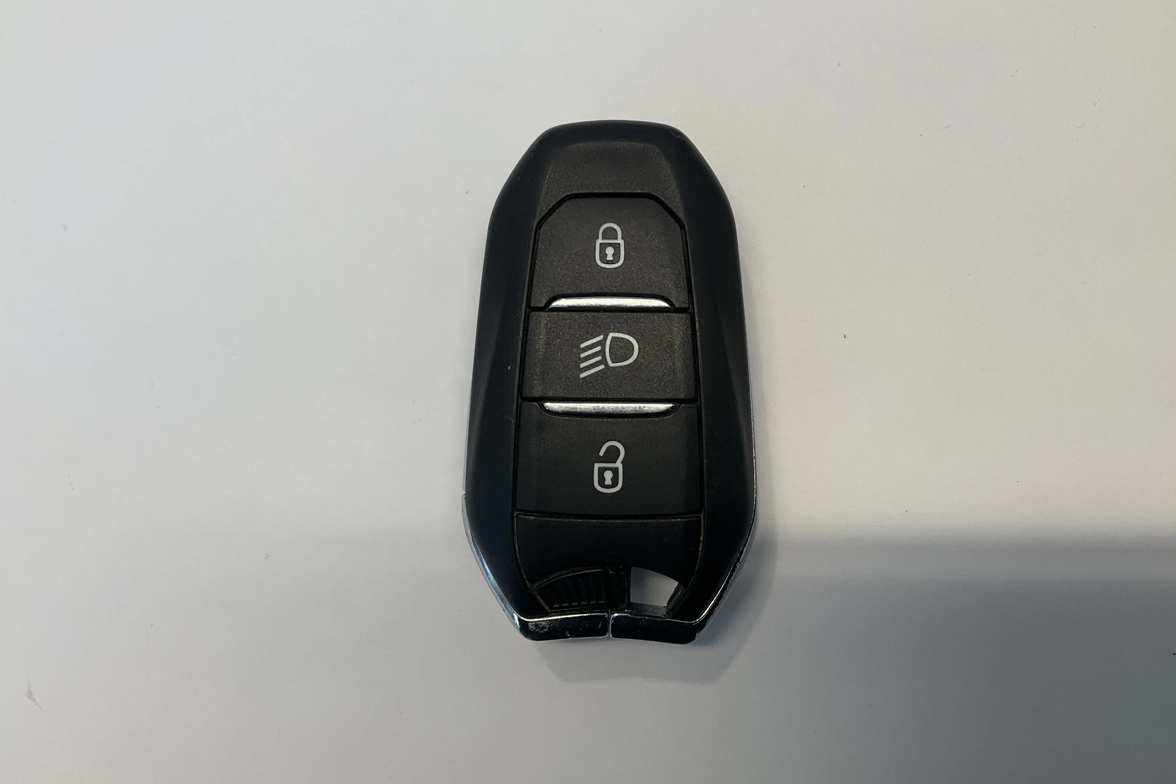 Presentation photo 17 of 17: Peugeot 508 1.6 Hybrid 5dr (225hk) - 62 860 km - Automatic - white - 2021