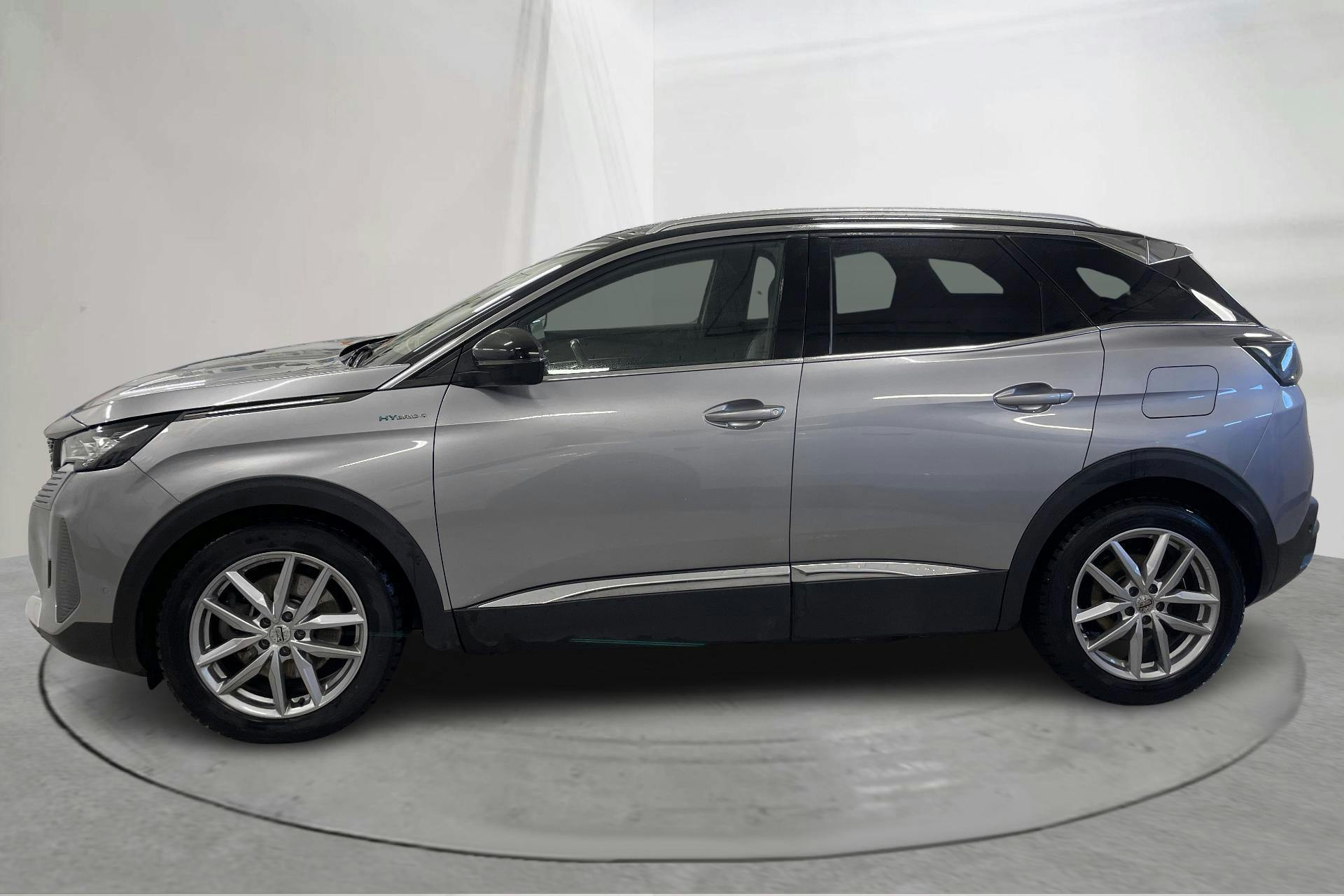 Presentation photo 2 of 20: Peugeot 3008 1.6 Plug-in Hybrid 4 (300hk) - 78 600 km - Automatic - gray - 2021