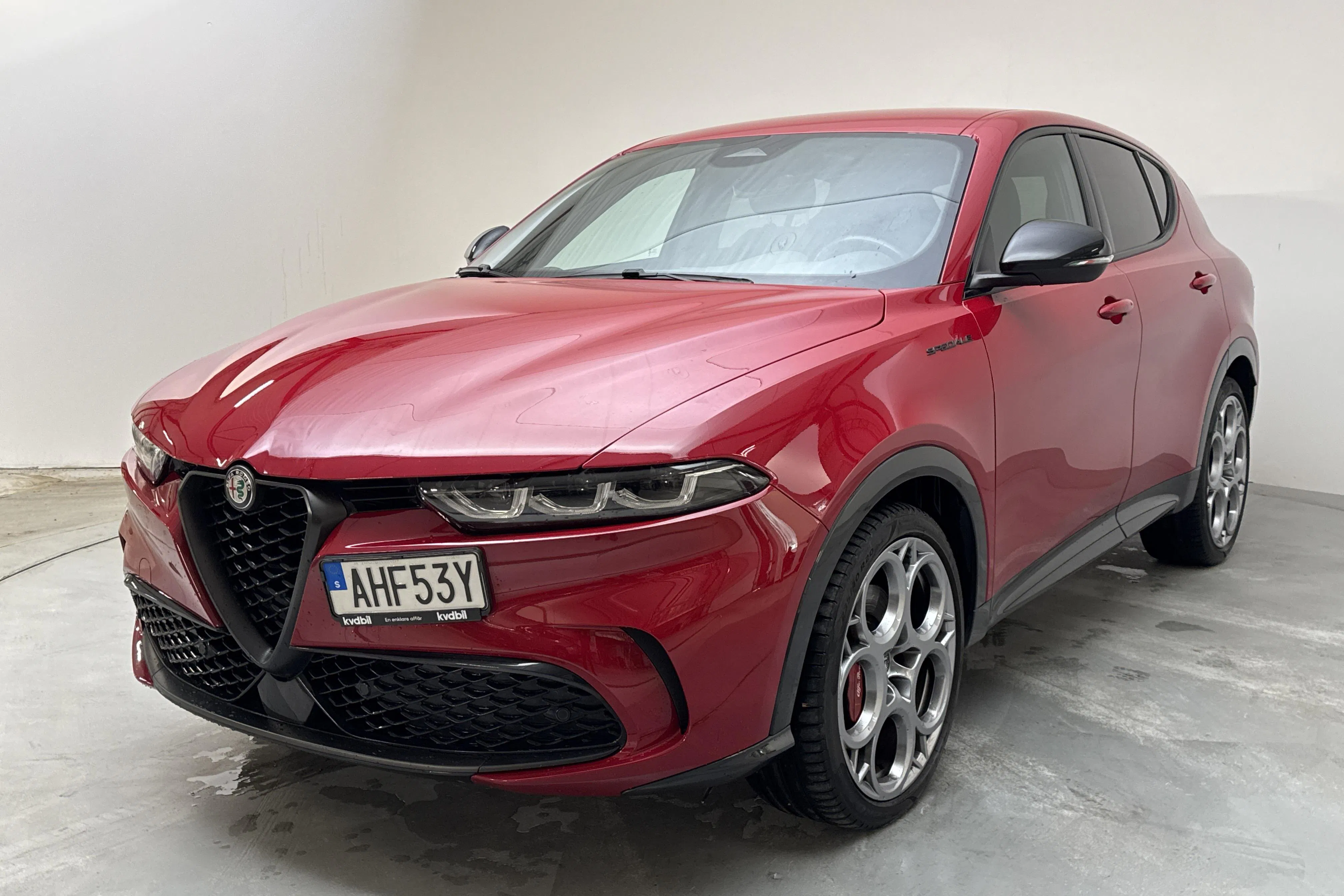 Presentation photo 1 of 14: Alfa Romeo Tonale 1.5 Hybrid (130hk) - 41 790 km - Automatic - red - 2022