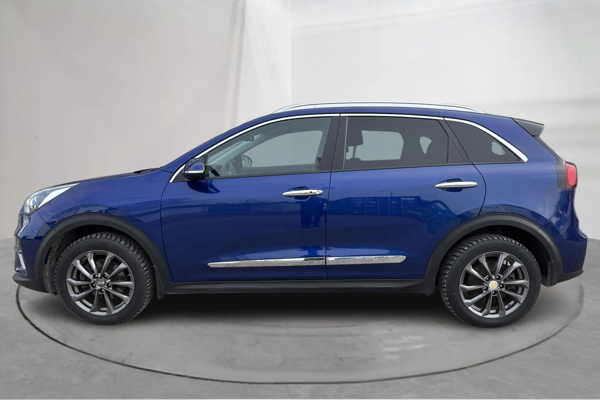 Presentationsfoto 2 av 16: KIA e-Niro 64kWh (204hk) - 10 208 mil - Automat - blå - 2022