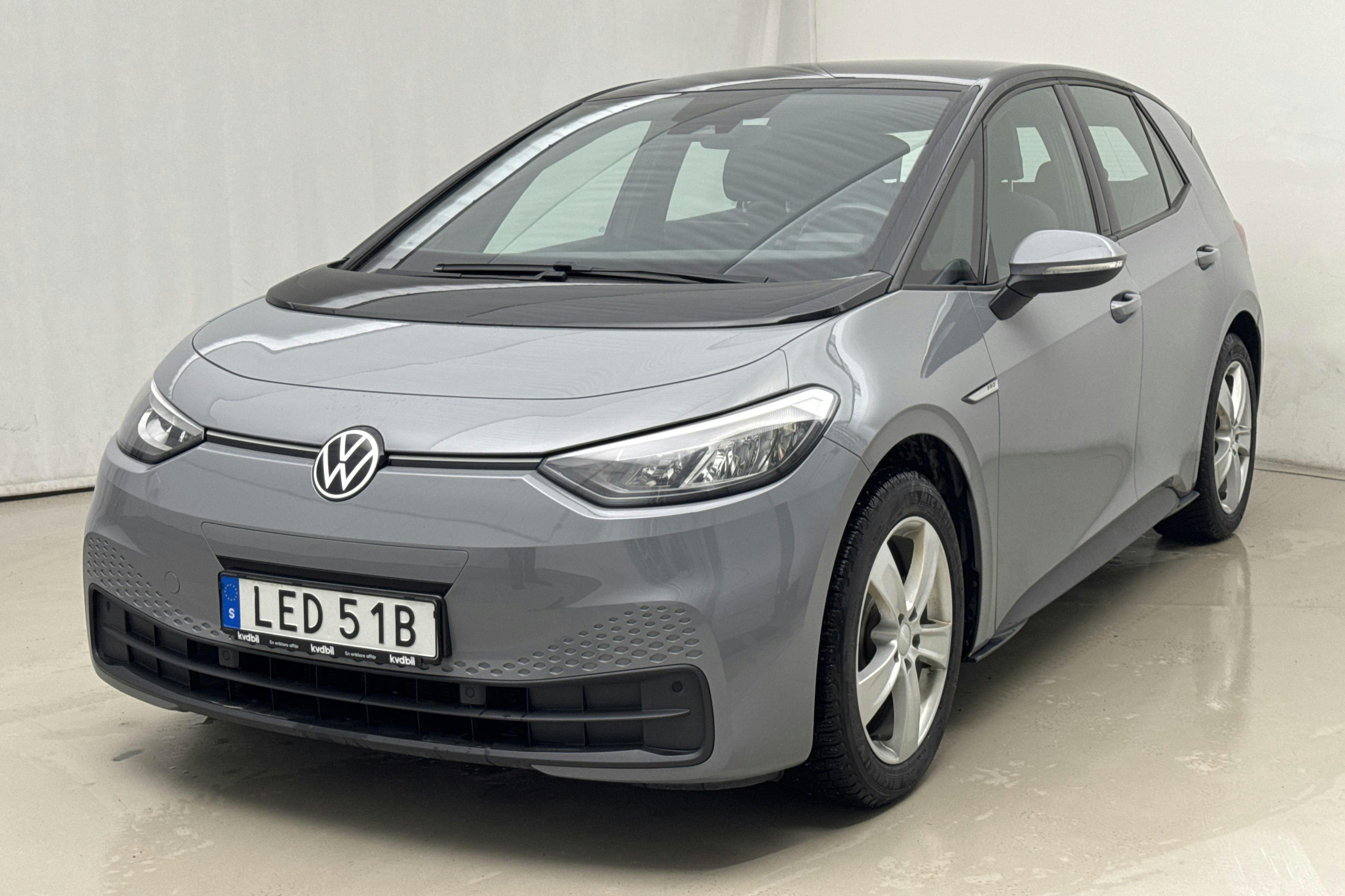 Presentation photo 1 of 20: VW ID.3 58kWh (204hk) - 94 140 km - Automatic - gray - 2021