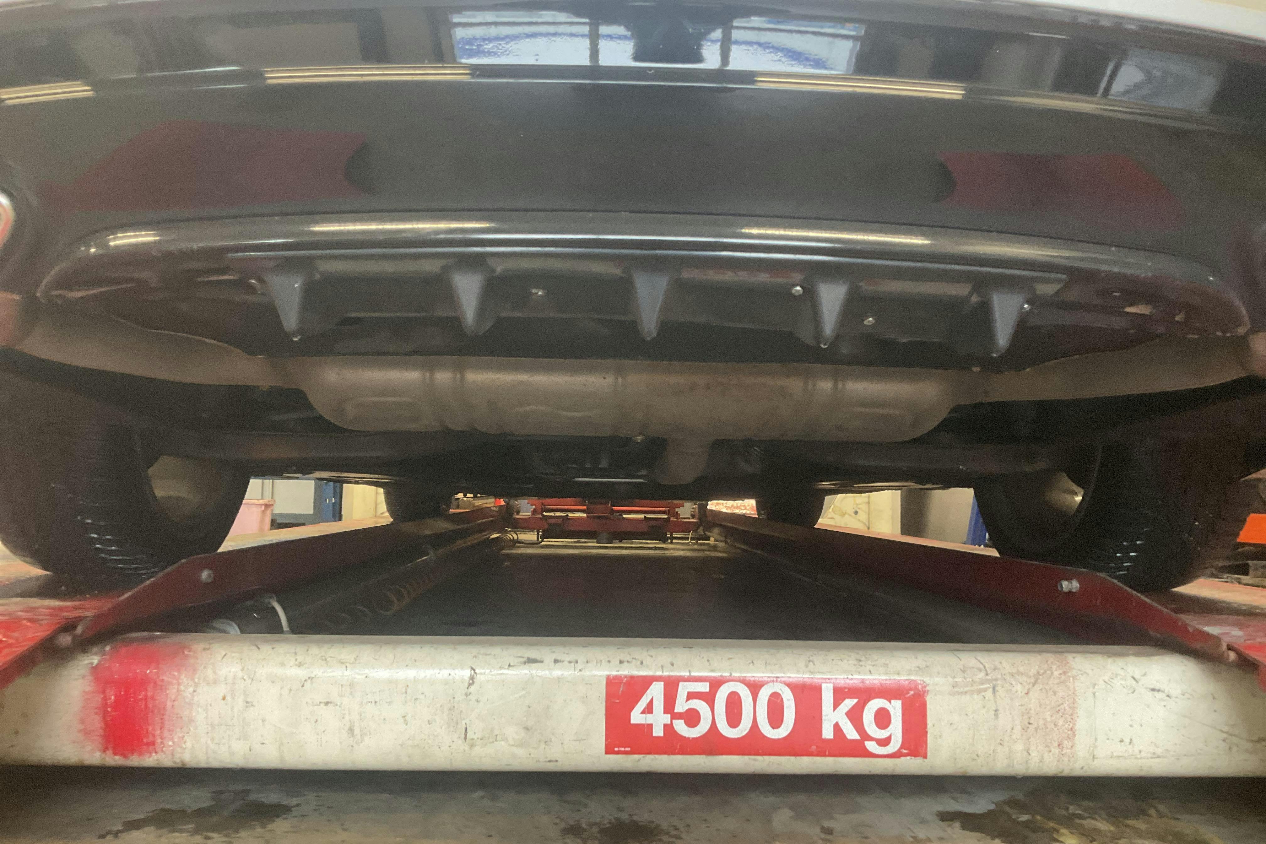 Presentation photo 26 of 26: Mercedes CLA 220 d 4MATIC Shooting Brake X117 (177hk) - 127 100 km - Automatic - silver - 2018