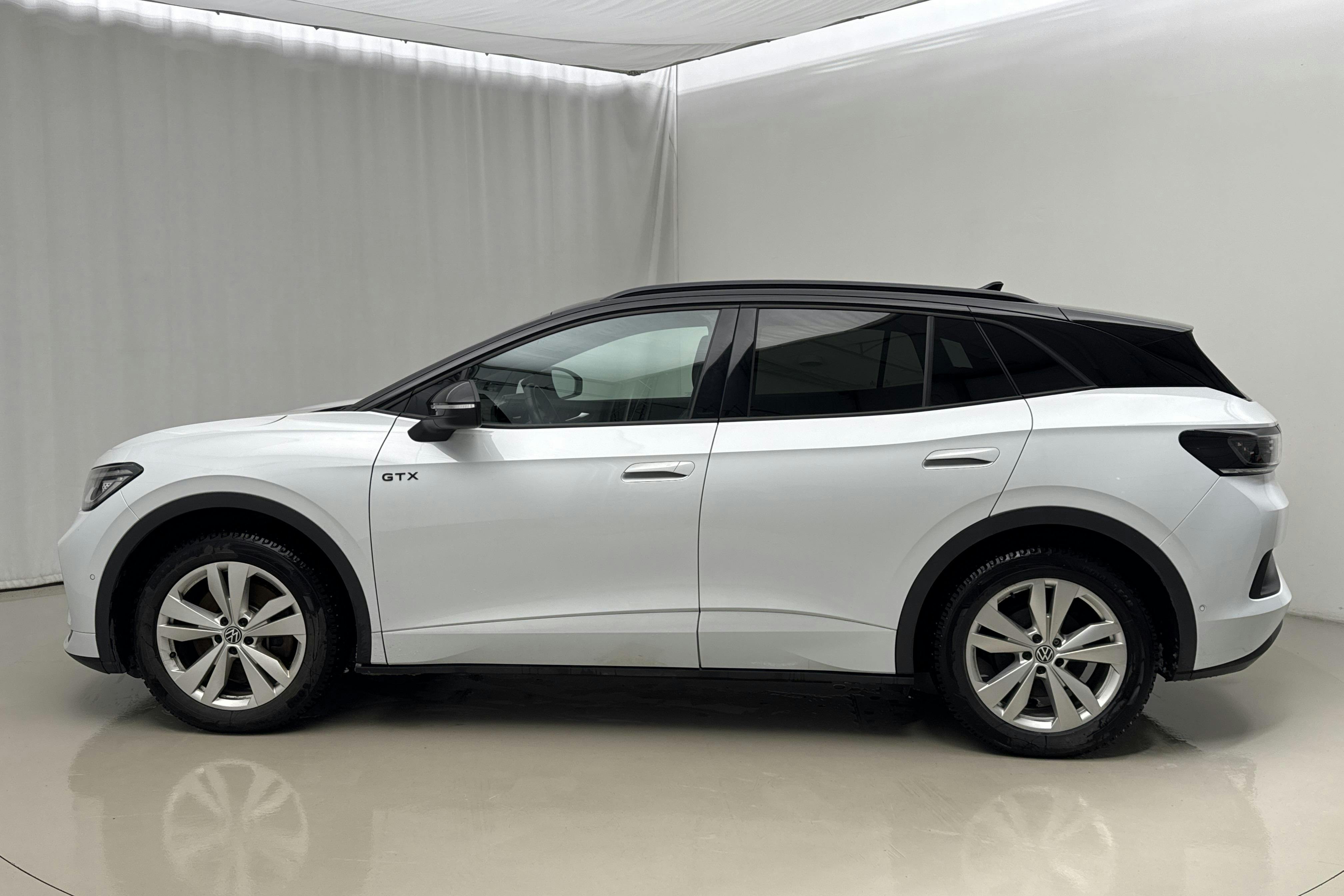 Presentation photo 2 of 22: VW ID.4 GTX 77kWh AWD (299hk) - 57 100 km - Automatic - white - 2023