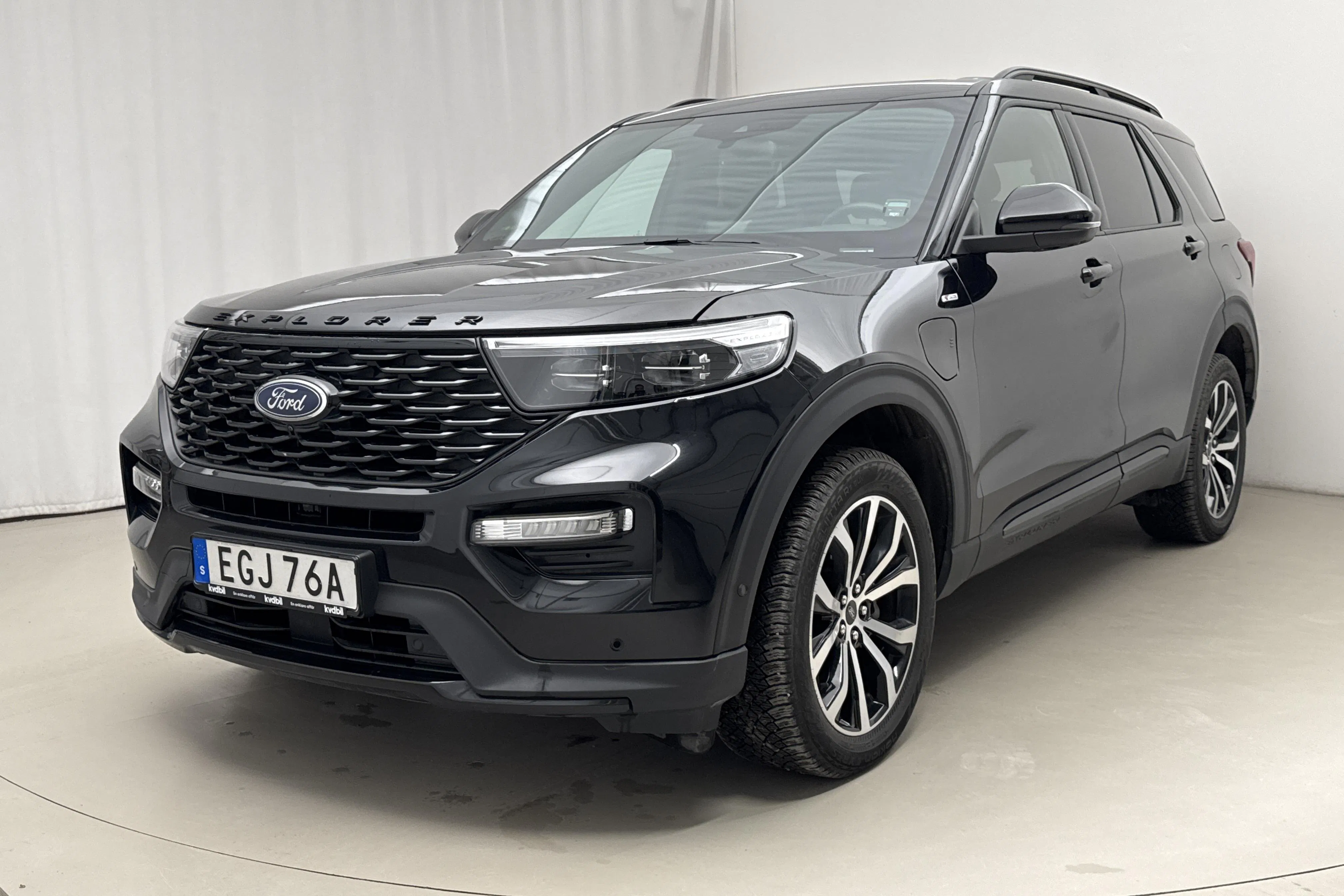 Presentation photo 1 of 23: Ford Explorer 3.0T EcoBoost (457hk) - 54 270 km - Automatic - black - 2022