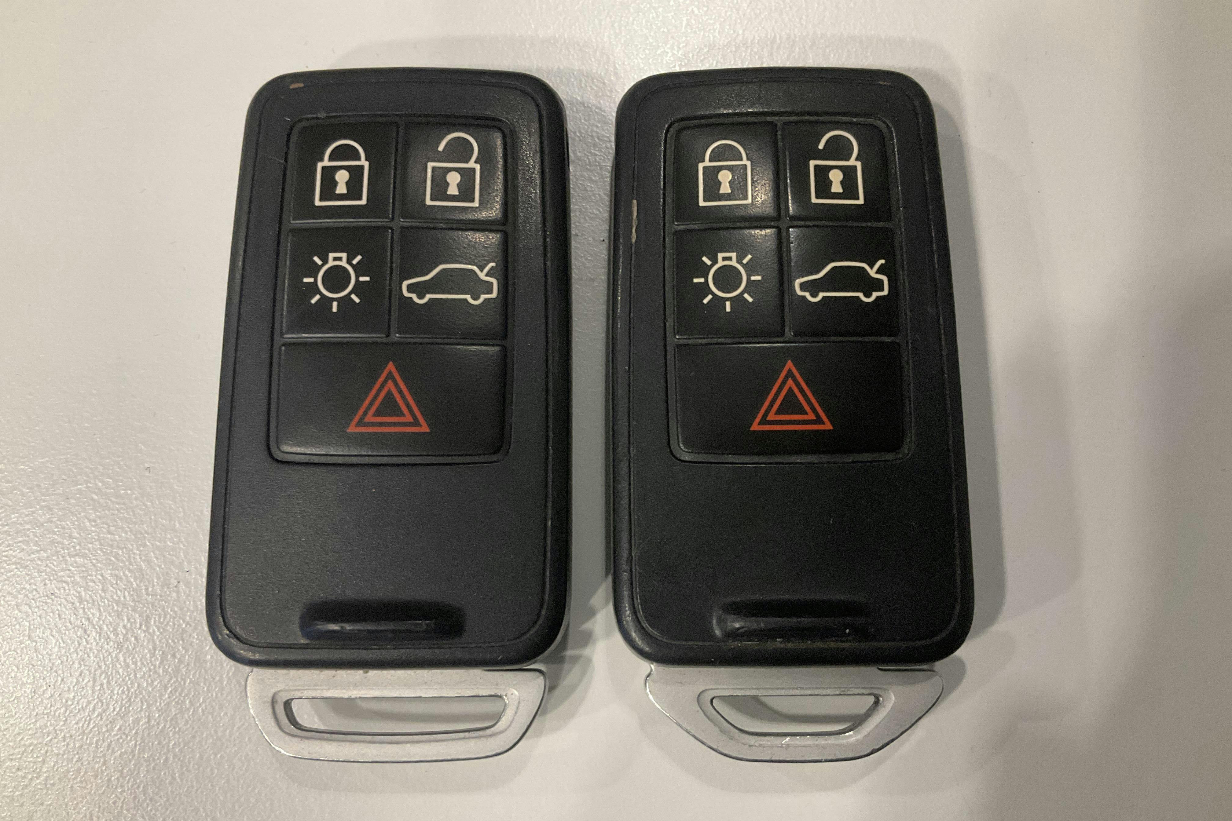 Presentation photo 16 of 16: Volvo V70 II D4 (181hk) - 198 630 km - Automatic - black - 2015