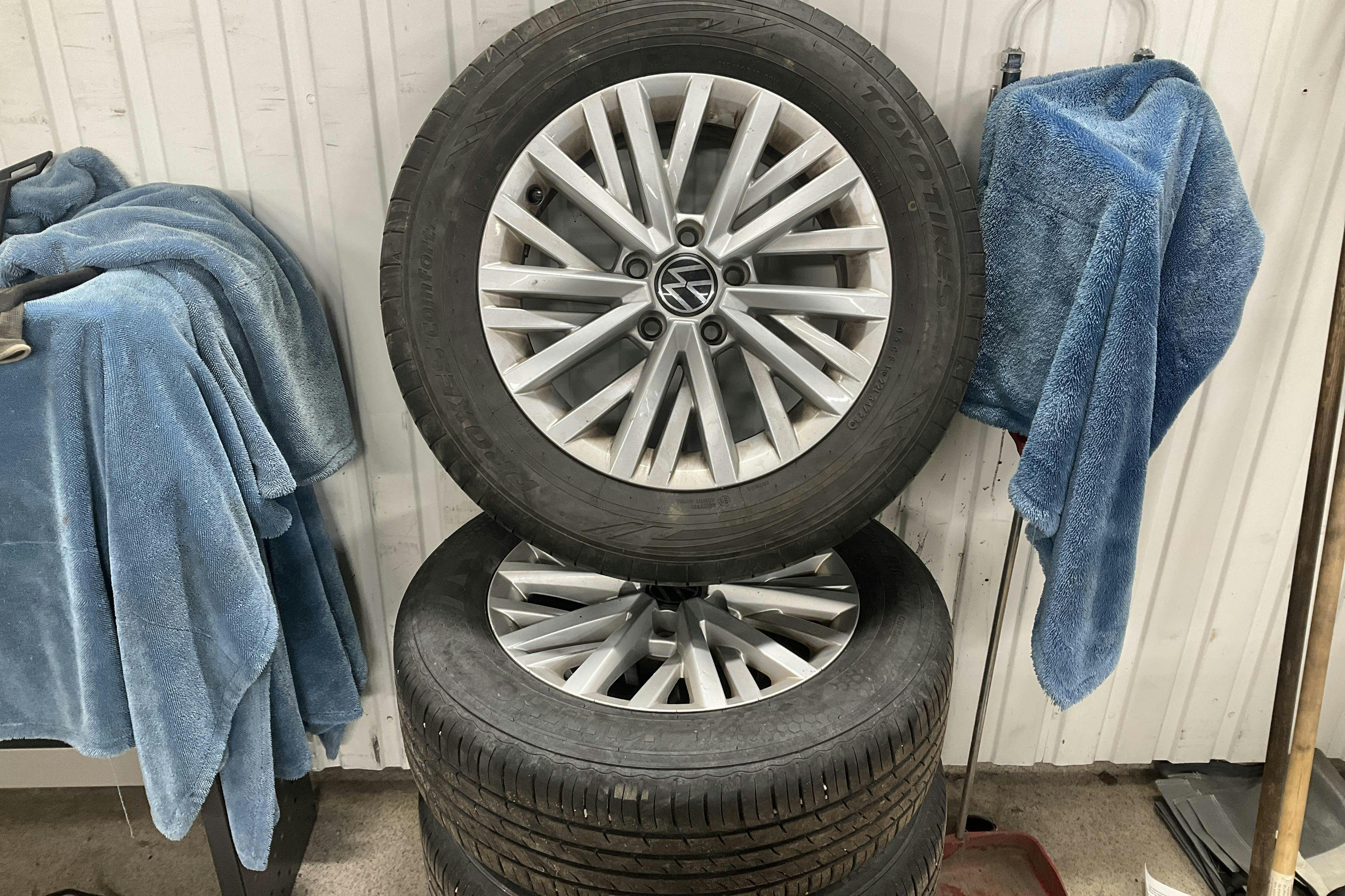 Presentationsfoto 13 av 13: VW T-Roc 2.0 TDI 4MOTION (150hk) - 13 623 mil - Automat - svart - 2021