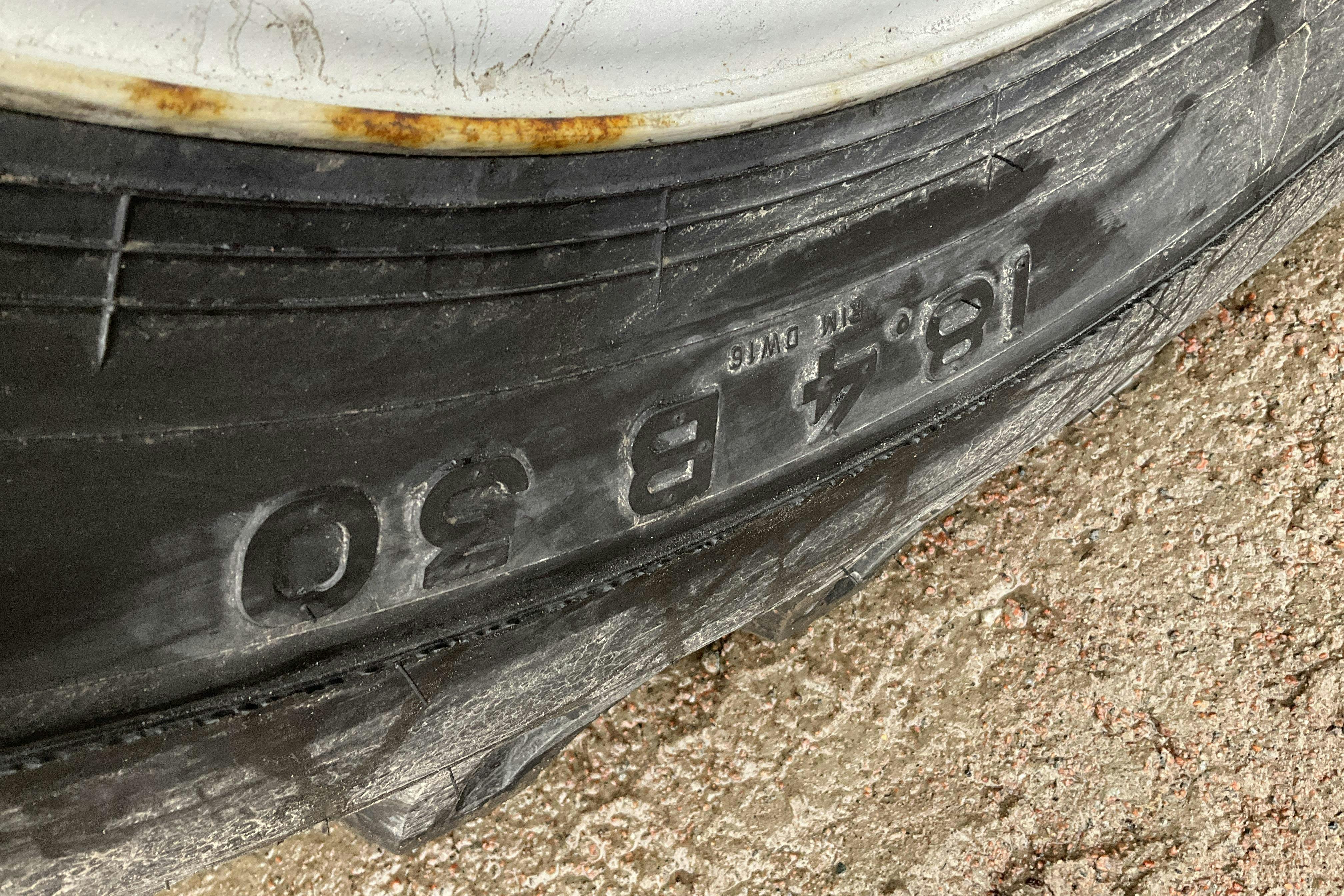 Presentation photo 37 of 37: Lännen 8600i - 0 km - 2014