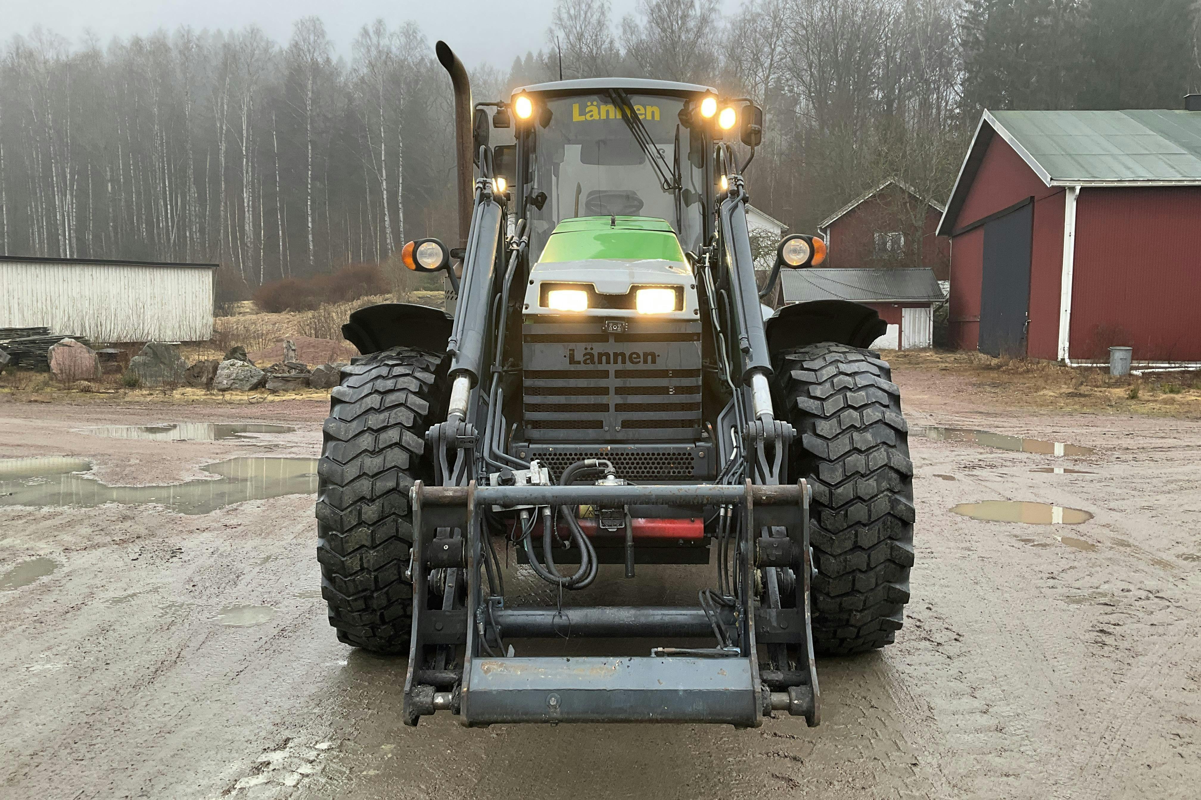 Presentation photo 2 of 37: Lännen 8600i - 0 km - 2014